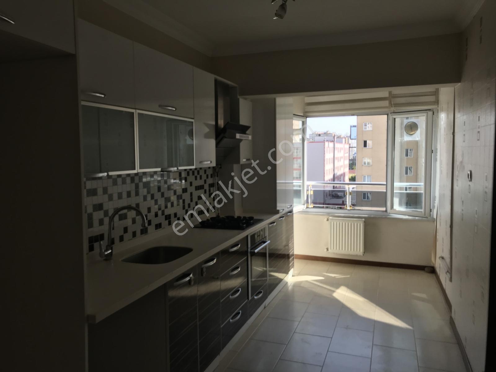 Beylikdüzü Metrobüse 3 Dk, Bahçeli, Otoparklı 3+1 Satılık Daire - Görsel 31