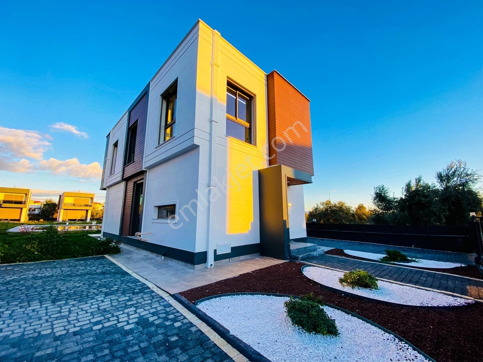 Kerimde Altınoluk Satılık Sıfır 3+1 Havuzlu Müstakil Villa - Görsel 25