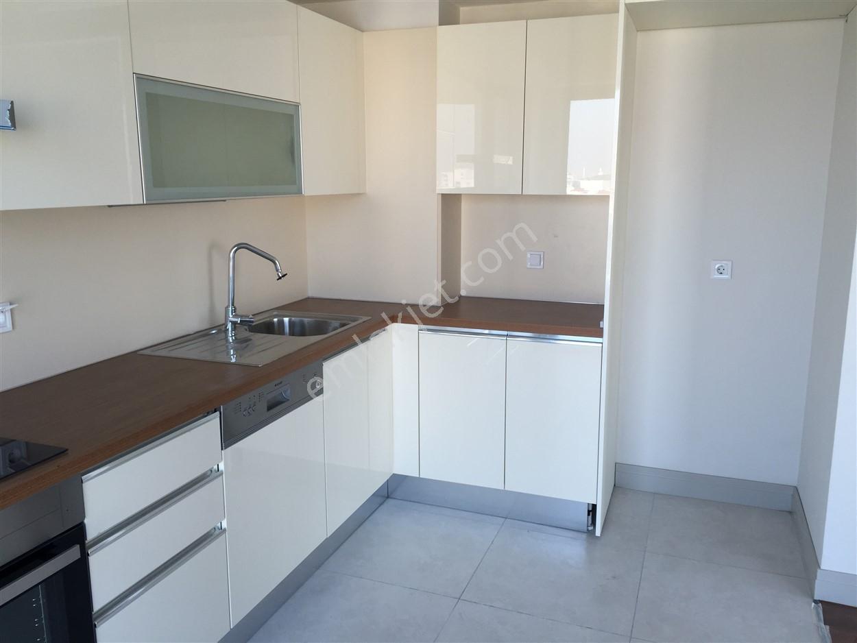 Suryapı Corridor'da Satılık 2+1 102m2 17. Kat Köşe Daire - Görsel 13