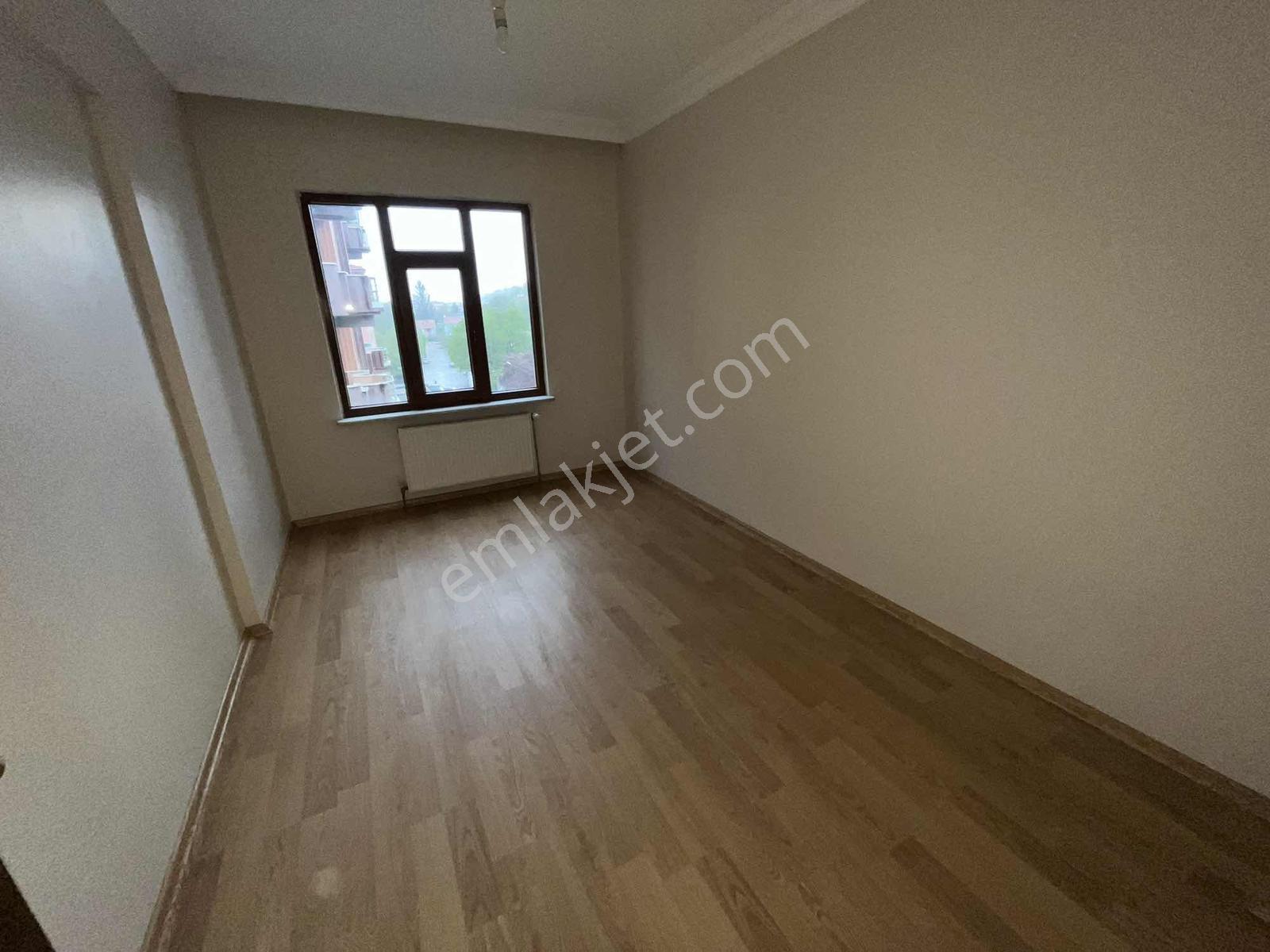 Lüks Kullanışlı Ve Geniş 4+1 Daire - Görsel 14