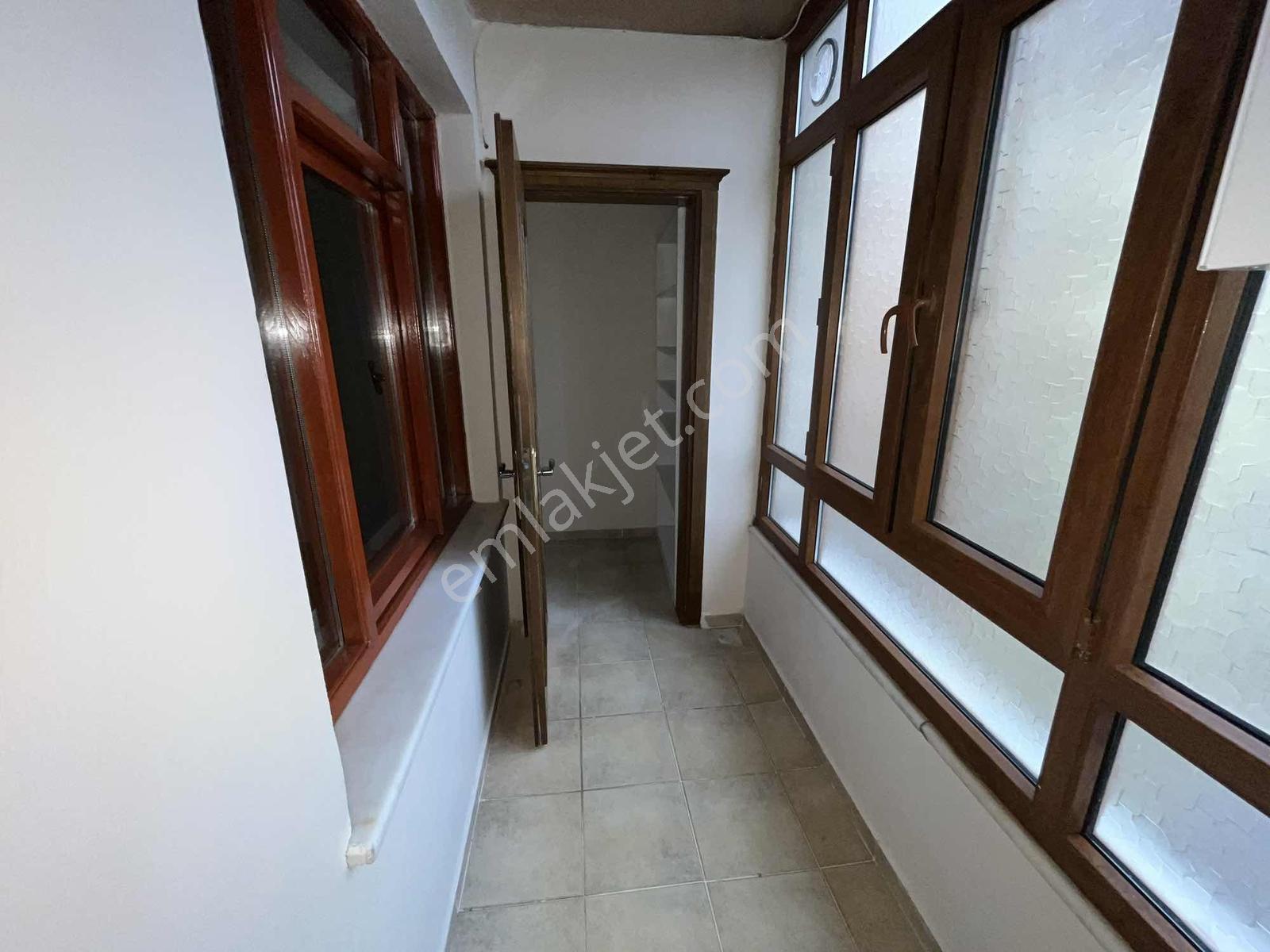 Lüks Kullanışlı Ve Geniş 4+1 Daire - Görsel 12