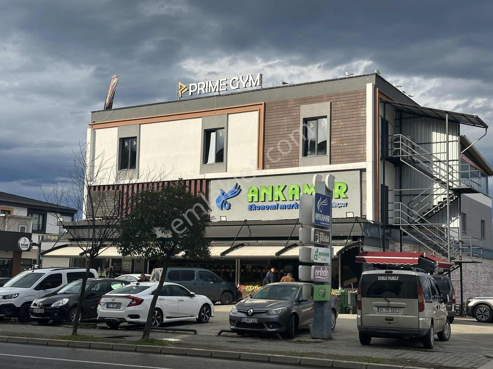 Mabelden Atatürk Mahallesinde Cadde Üstü Kiralık Daire - Görsel 18