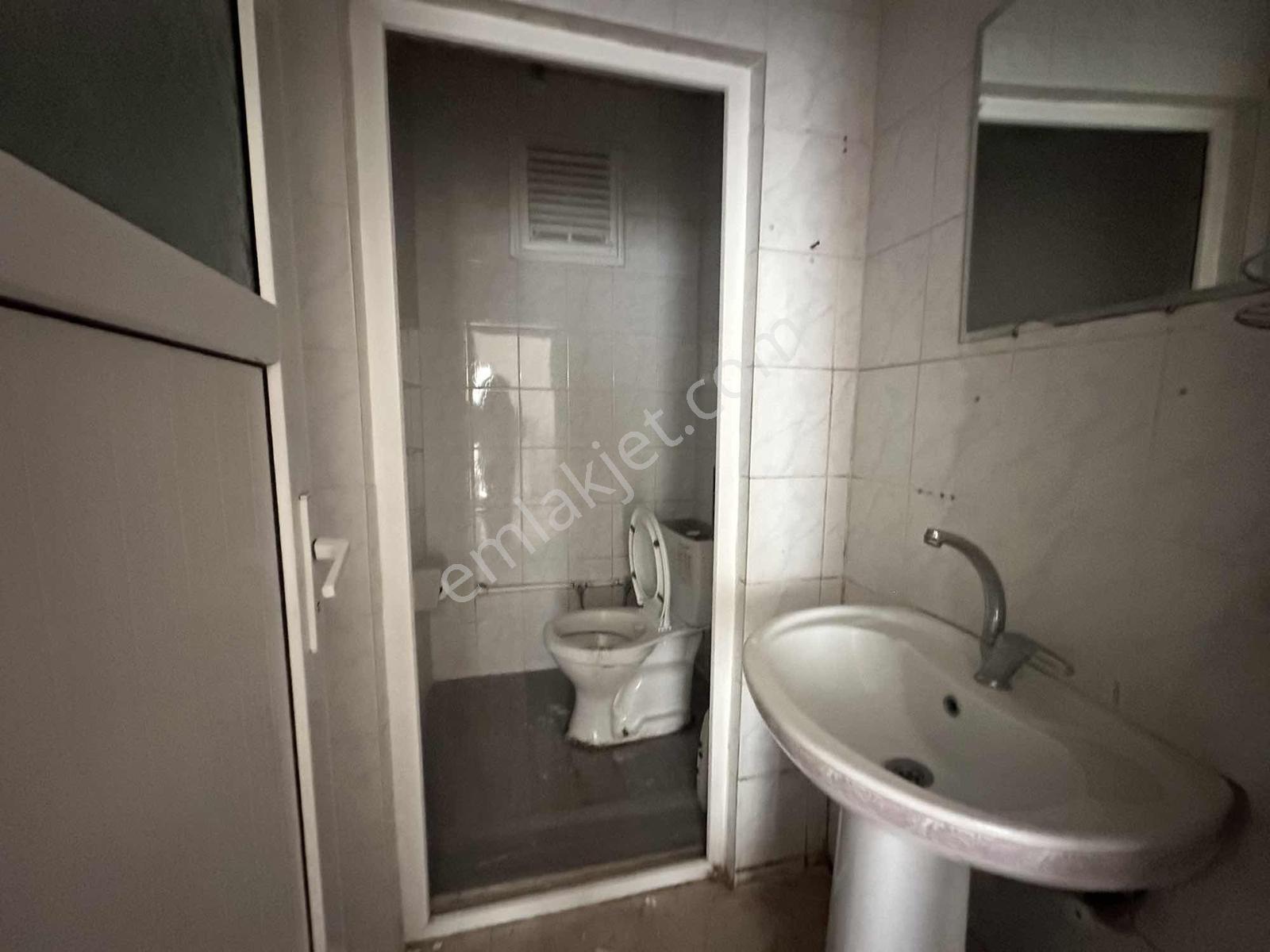 Mabelden Atatürk Mahallesinde Cadde Üstü Kiralık Daire - Görsel 3