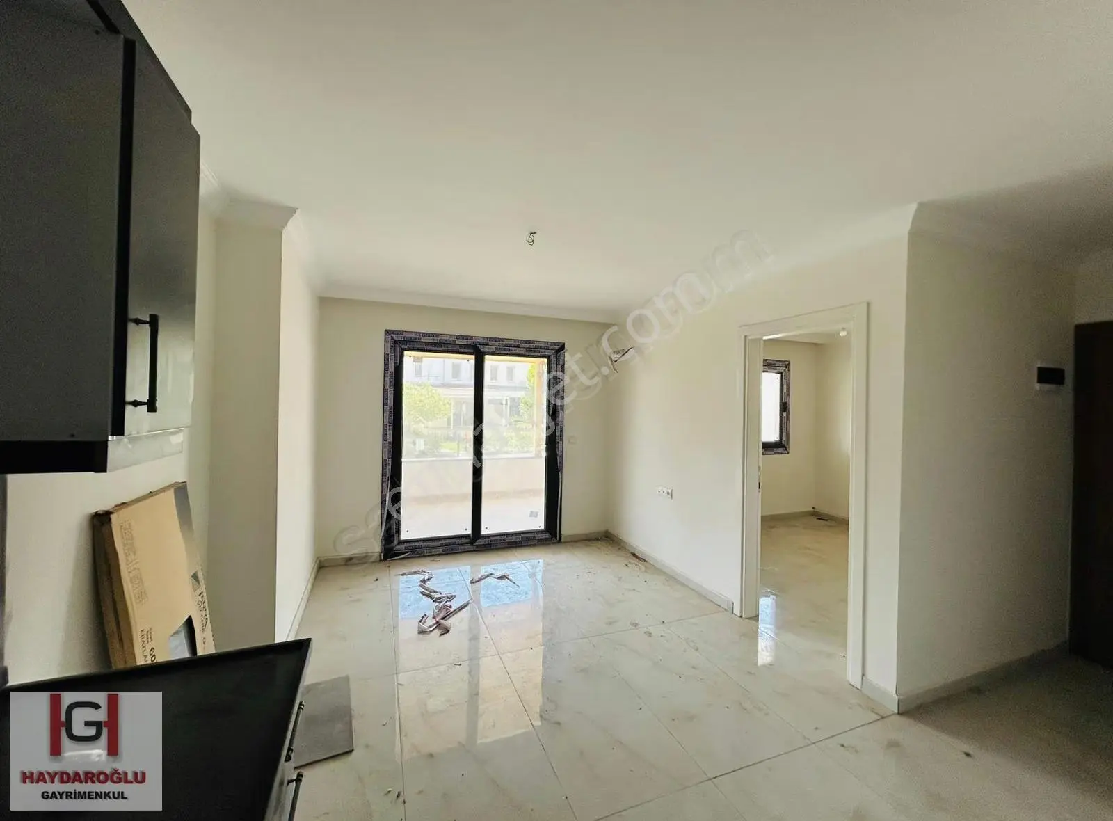 Arsuz Okan Towers'ta Bahçeli Giriş Kat 1+1 Satılık Daire - Görsel 5