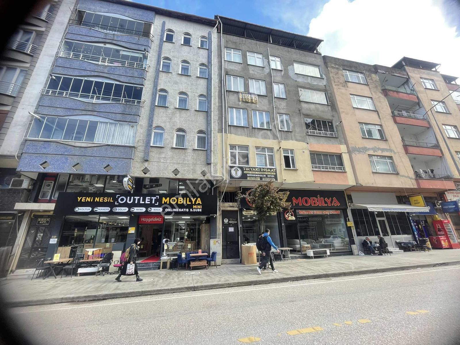 Mabelden İster Sobalı İster Doğalgazlı Çarşıda Fırsat Kiralık - Görsel 6