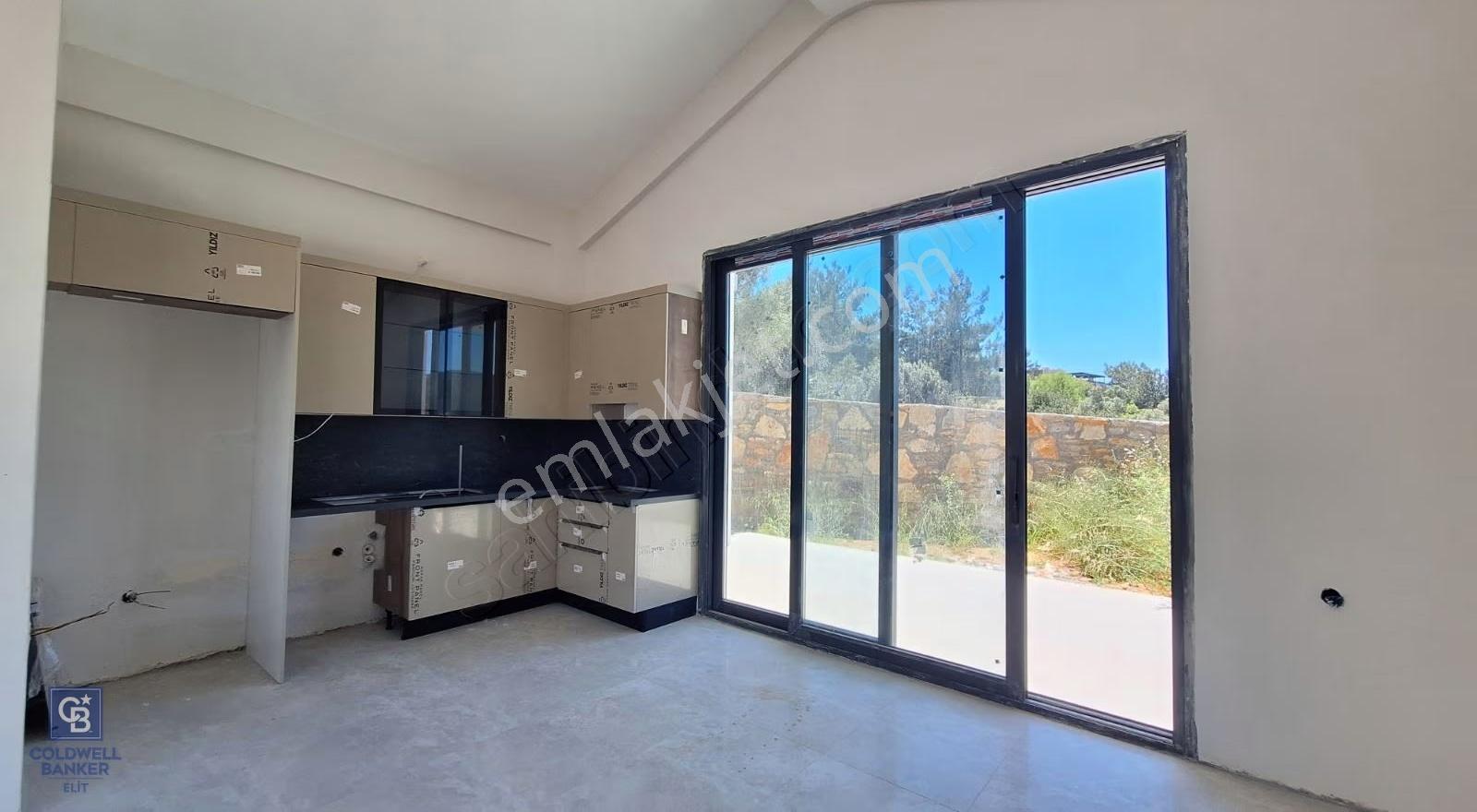 Bodrum Yalıçiftlikte 3+1 Havuzlu Yeni Eşyalı Sıfır Villa - Görsel 9