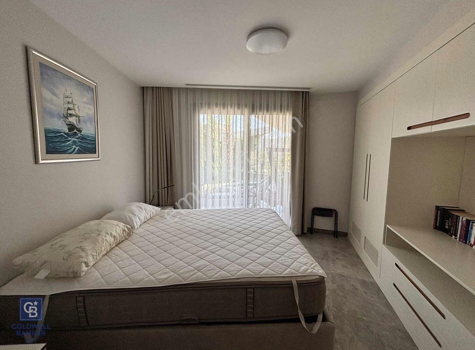 Bodrum Merkezde Dönemsel Kiralık Residence Daire 3+1 Eşyalı - Görsel 10