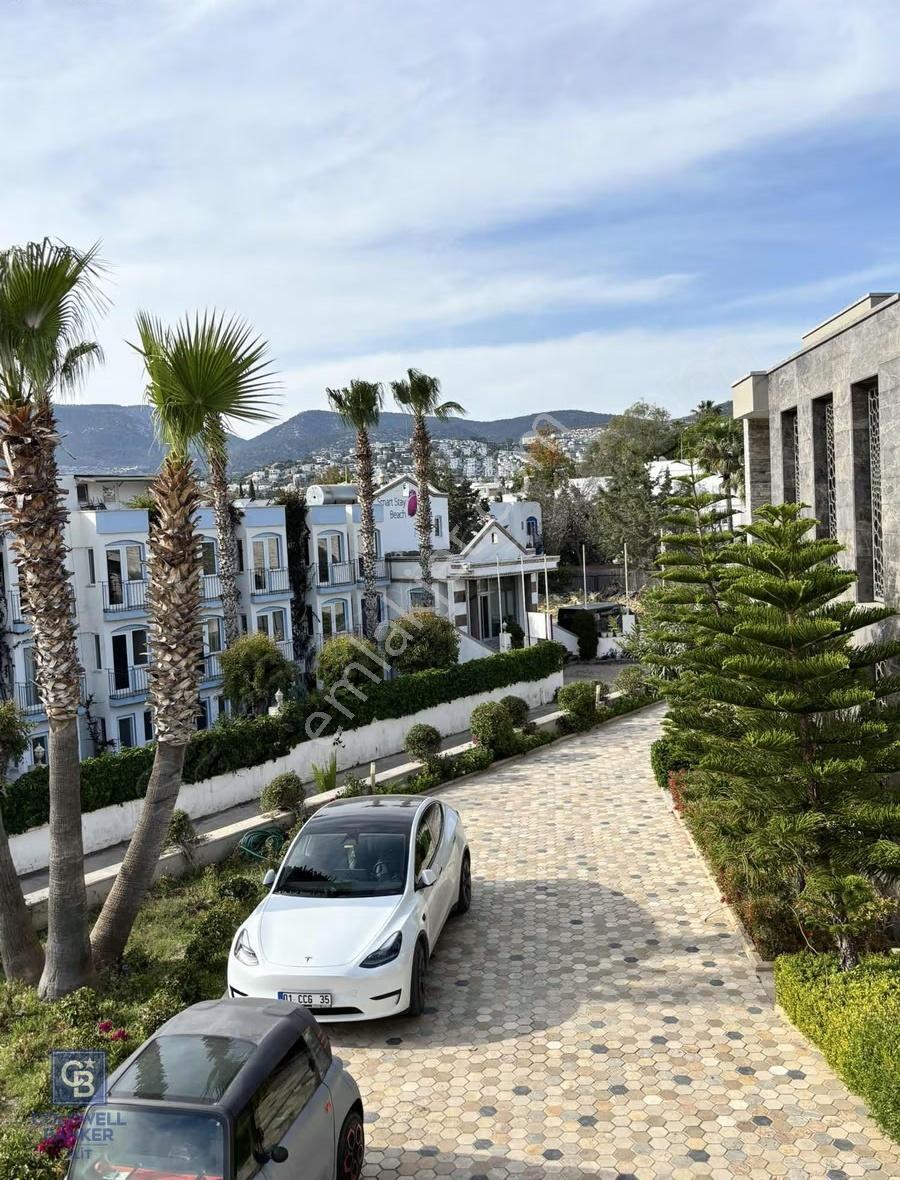 Bodrum Merkezde Dönemsel Kiralık Residence Daire 3+1 Eşyalı - Görsel 11