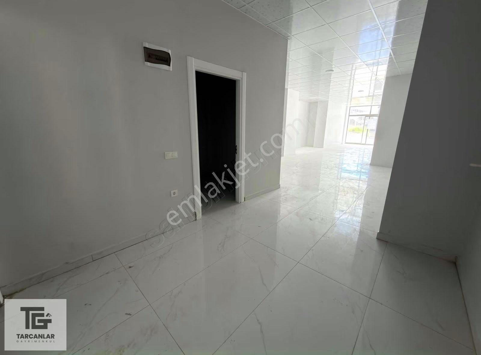 Tarcanlardan ,yeşilova Merkezde Rezidans Bölgesinde 130m2 Dükkan - Görsel 5