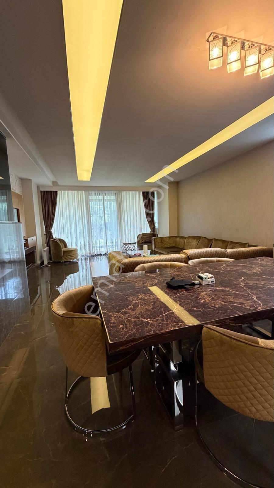 Kepez Duacı'da Site İçerisindeözel Havuzlu & Özel Bahçeliultra Lüks 4+1 Villa - Görsel 4