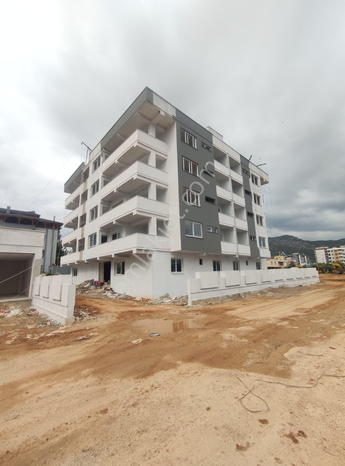 Kozan Gayrimenkulden Devlet Hastanesi Civarı Lüks 3+1 Daire - Görsel 8