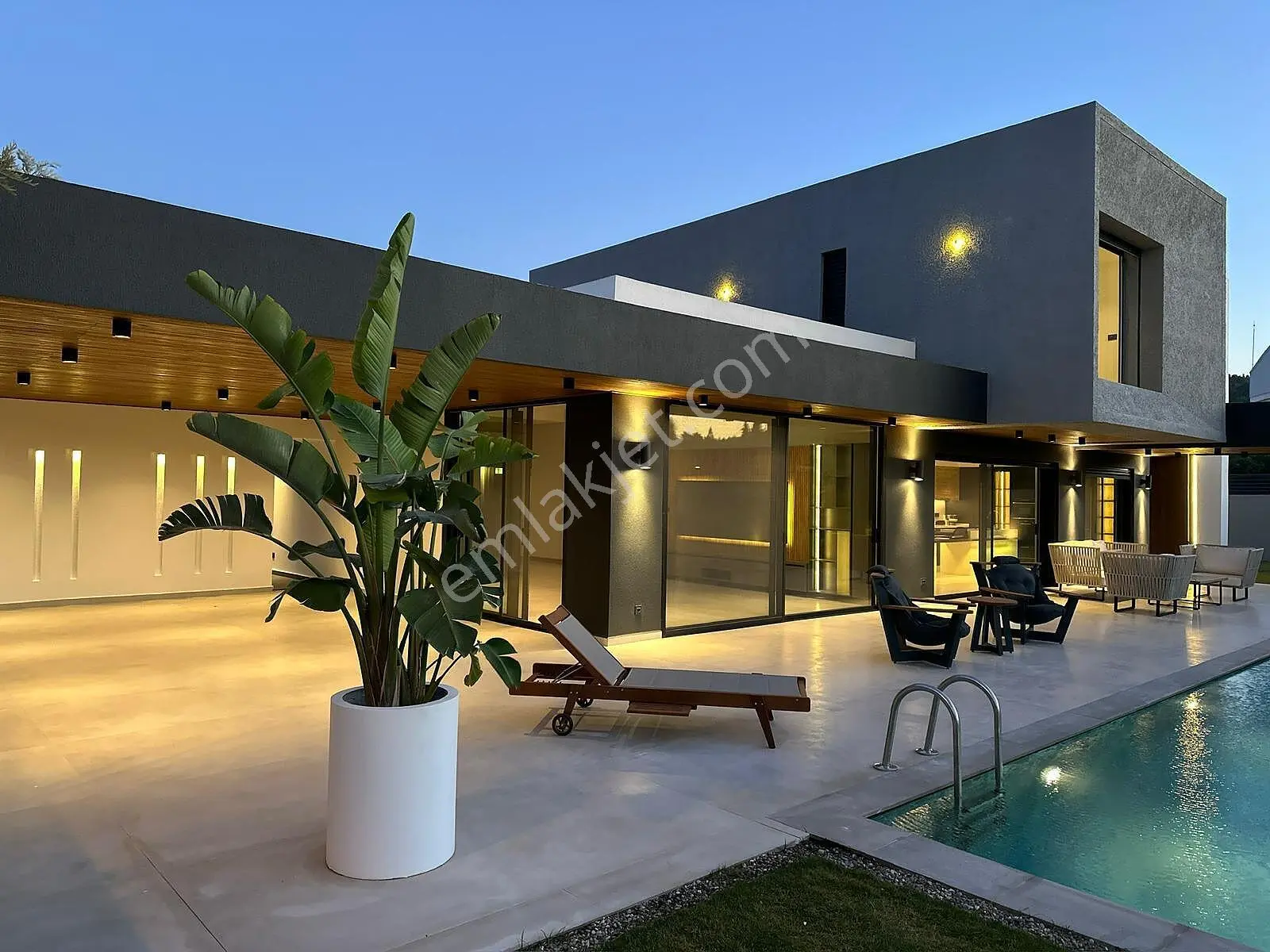 İzmir Çeşme'de Ilıca Plajı'na Yakın Havuzlu Yeni Villa - Görsel 5