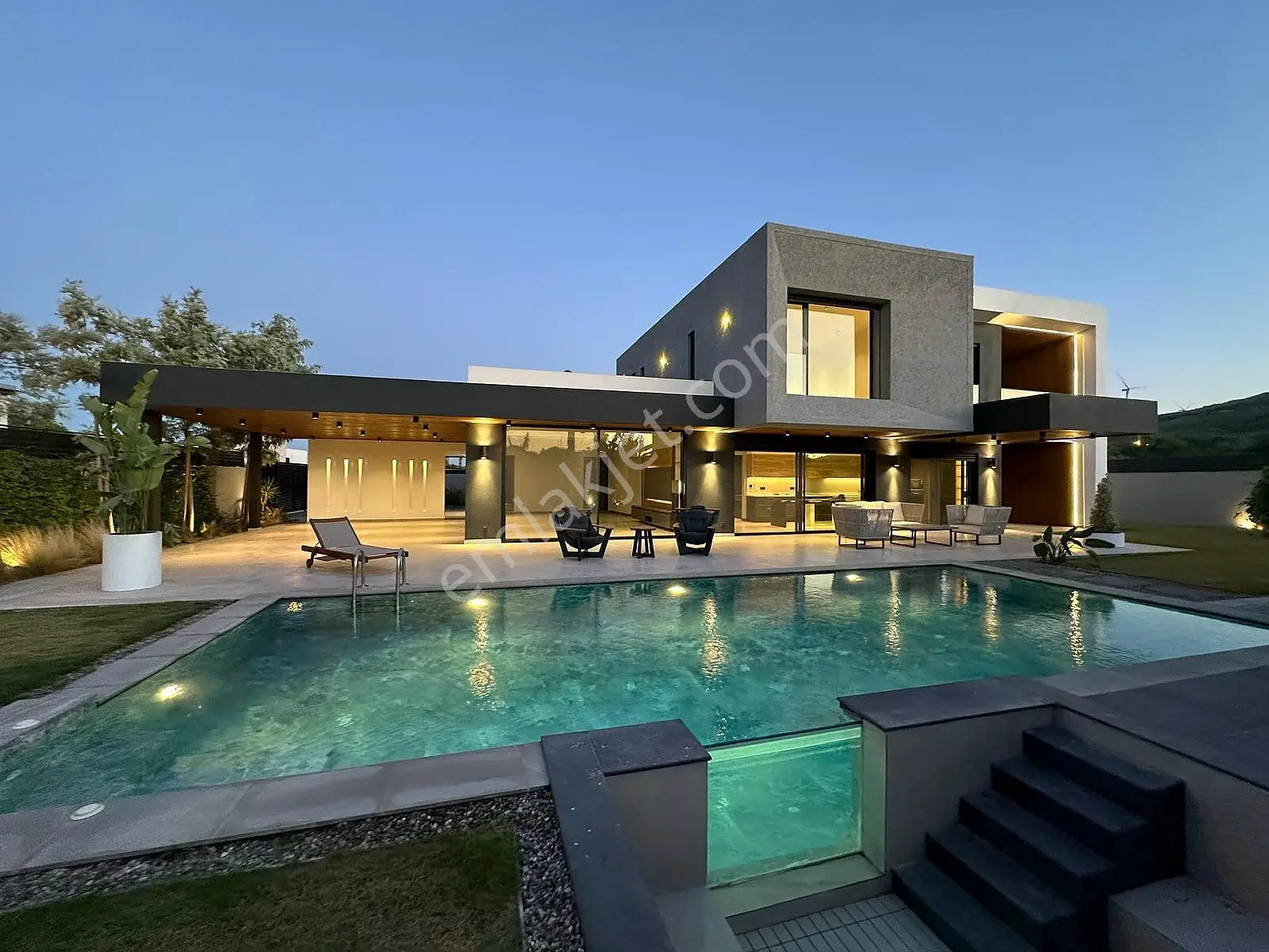İzmir Çeşme'de Ilıca Plajı'na Yakın Havuzlu Yeni Villa - Görsel 3