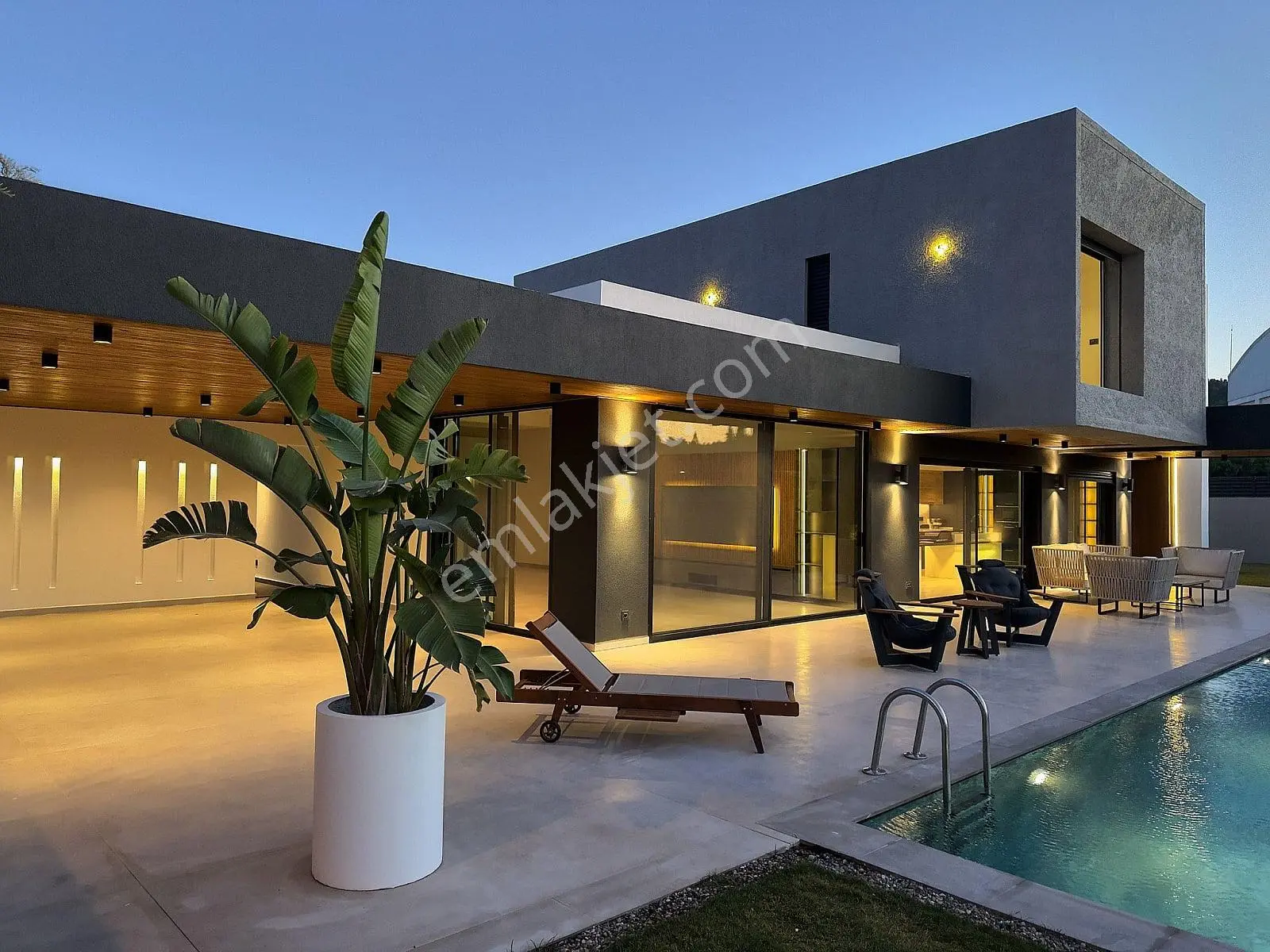 İzmir Çeşme'de Ilıca Plajı'na Yakın Havuzlu Yeni Villa - Görsel 4