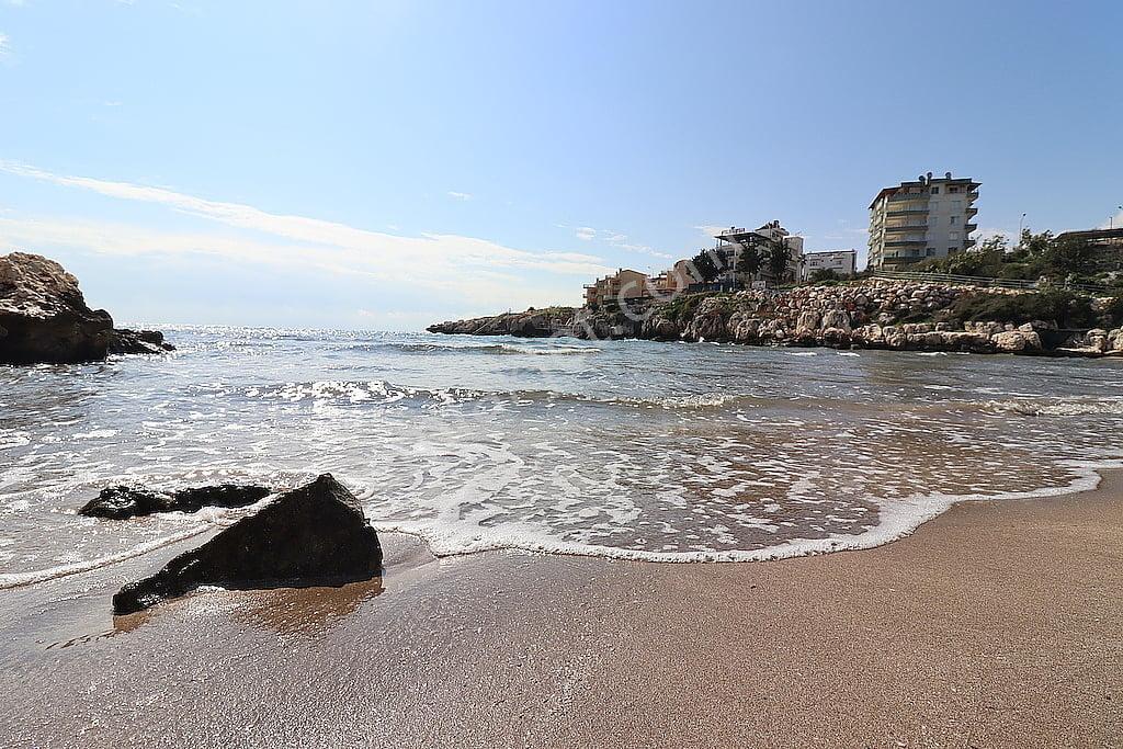 Mersin Ayaş’ta Plaja Yakın Zengin Donatılı Sitede Daire - Görsel 17