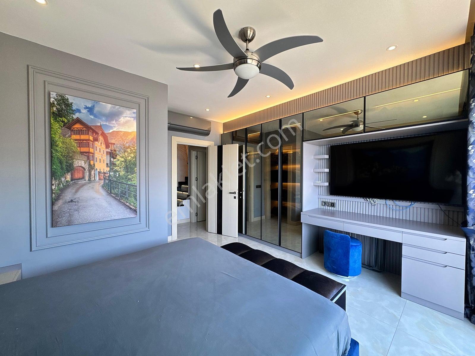 Alanya Mahmutlar'da Denize Sıfır Sitede 2+1 Eşyalı Daire - Görsel 25