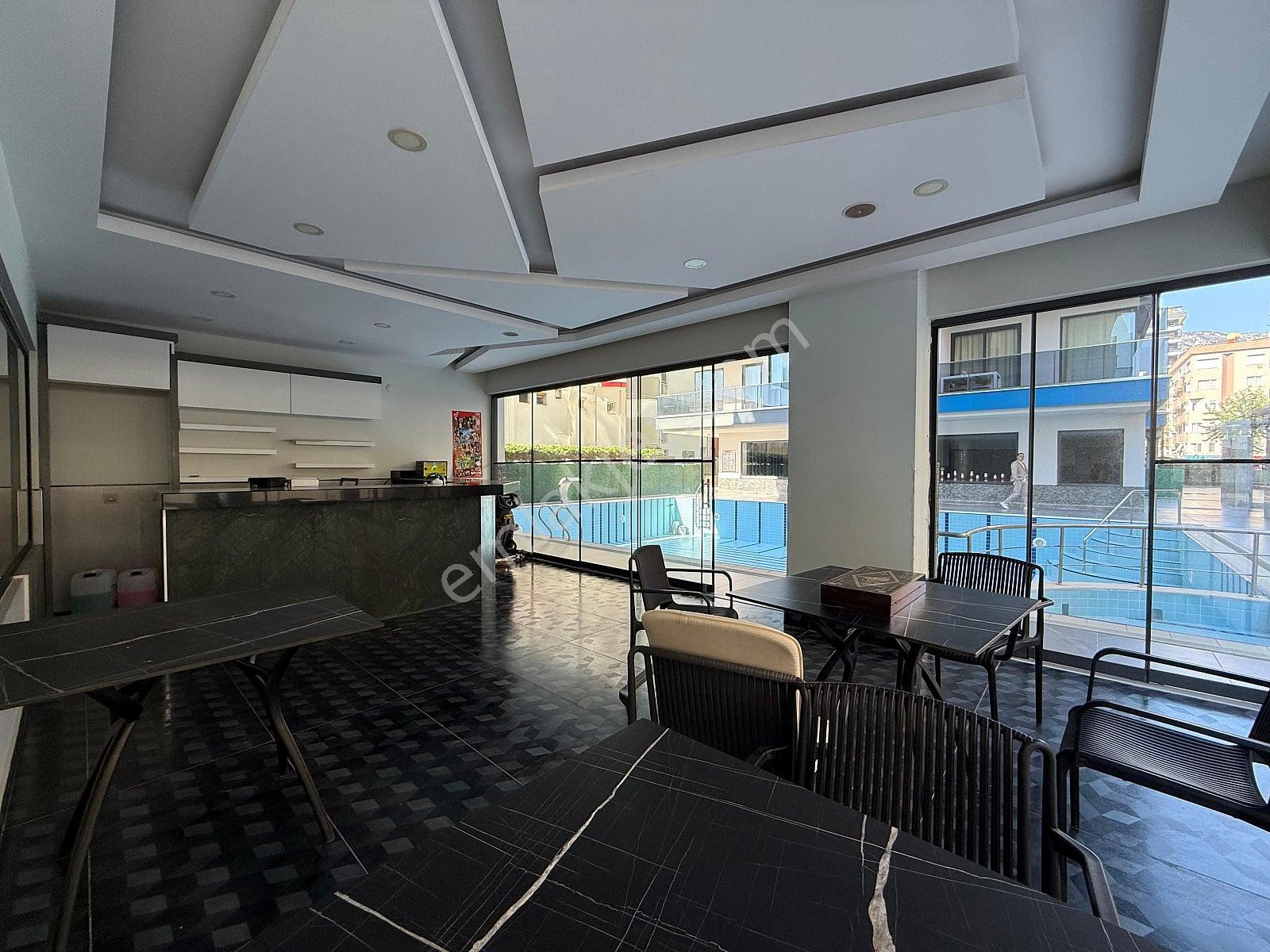 Alanya Mahmutlar'da Denize Sıfır Sitede 2+1 Eşyalı Daire - Görsel 10