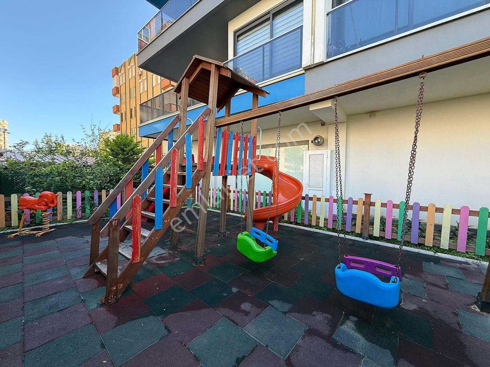 Alanya Mahmutlar'da Denize Sıfır Sitede 2+1 Eşyalı Daire - Görsel 13