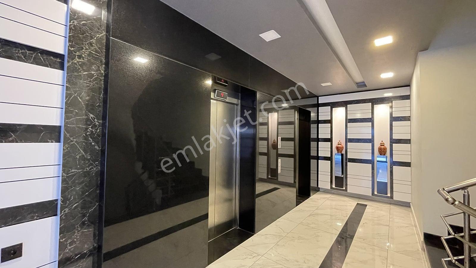 Alanya Mahmutlar'da Denize Sıfır Sitede 2+1 Eşyalı Daire - Görsel 19