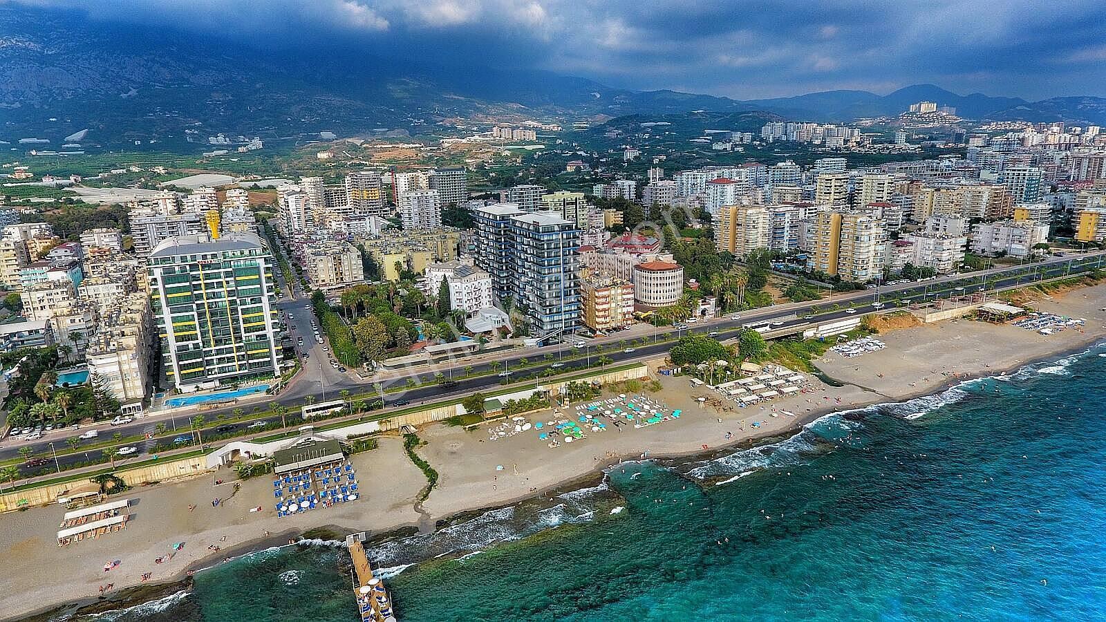 Alanya Mahmutlar'da Denize Sıfır Sitede 2+1 Eşyalı Daire - Görsel 3
