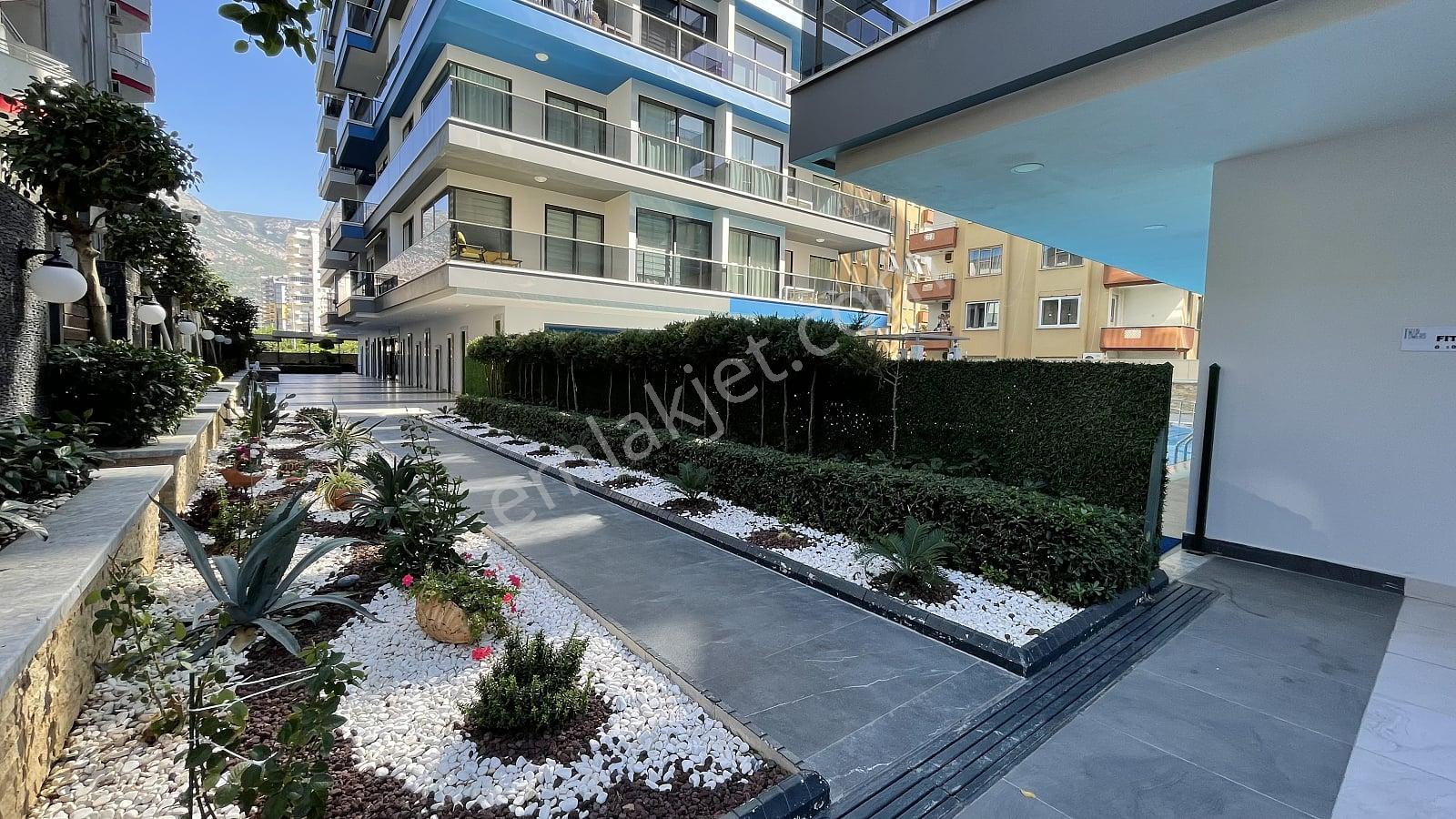 Alanya Mahmutlar'da Denize Sıfır Sitede 2+1 Eşyalı Daire - Görsel 8