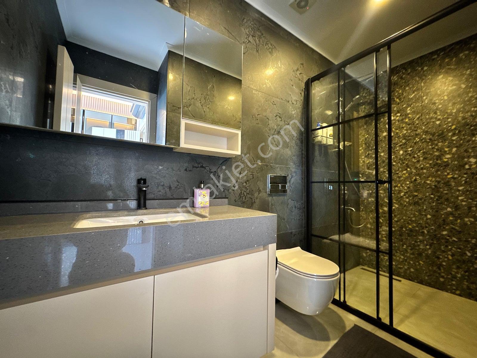 Alanya Mahmutlar'da Denize Sıfır Sitede 2+1 Eşyalı Daire - Görsel 34