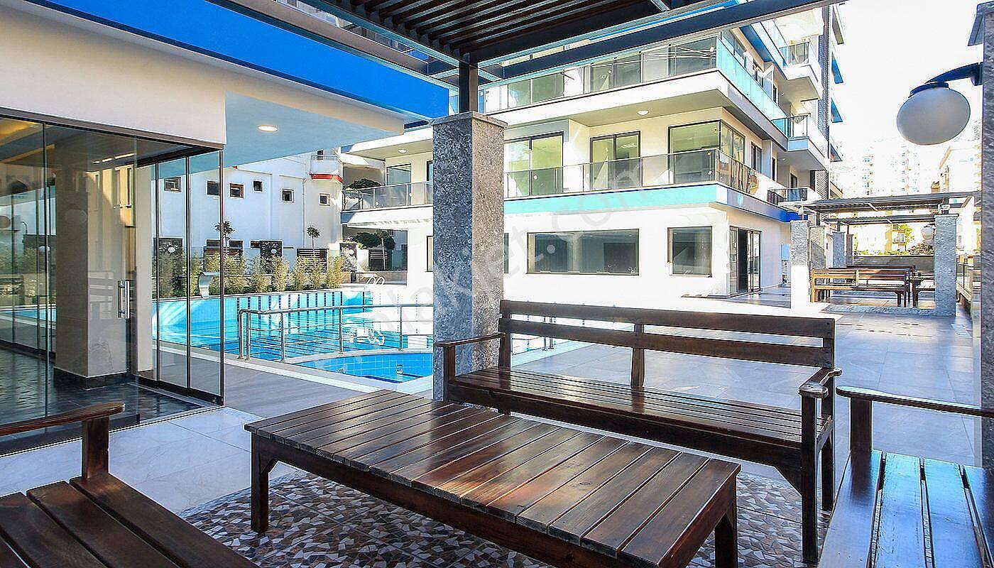 Alanya Mahmutlar'da Denize Sıfır Sitede 2+1 Eşyalı Daire - Görsel 7