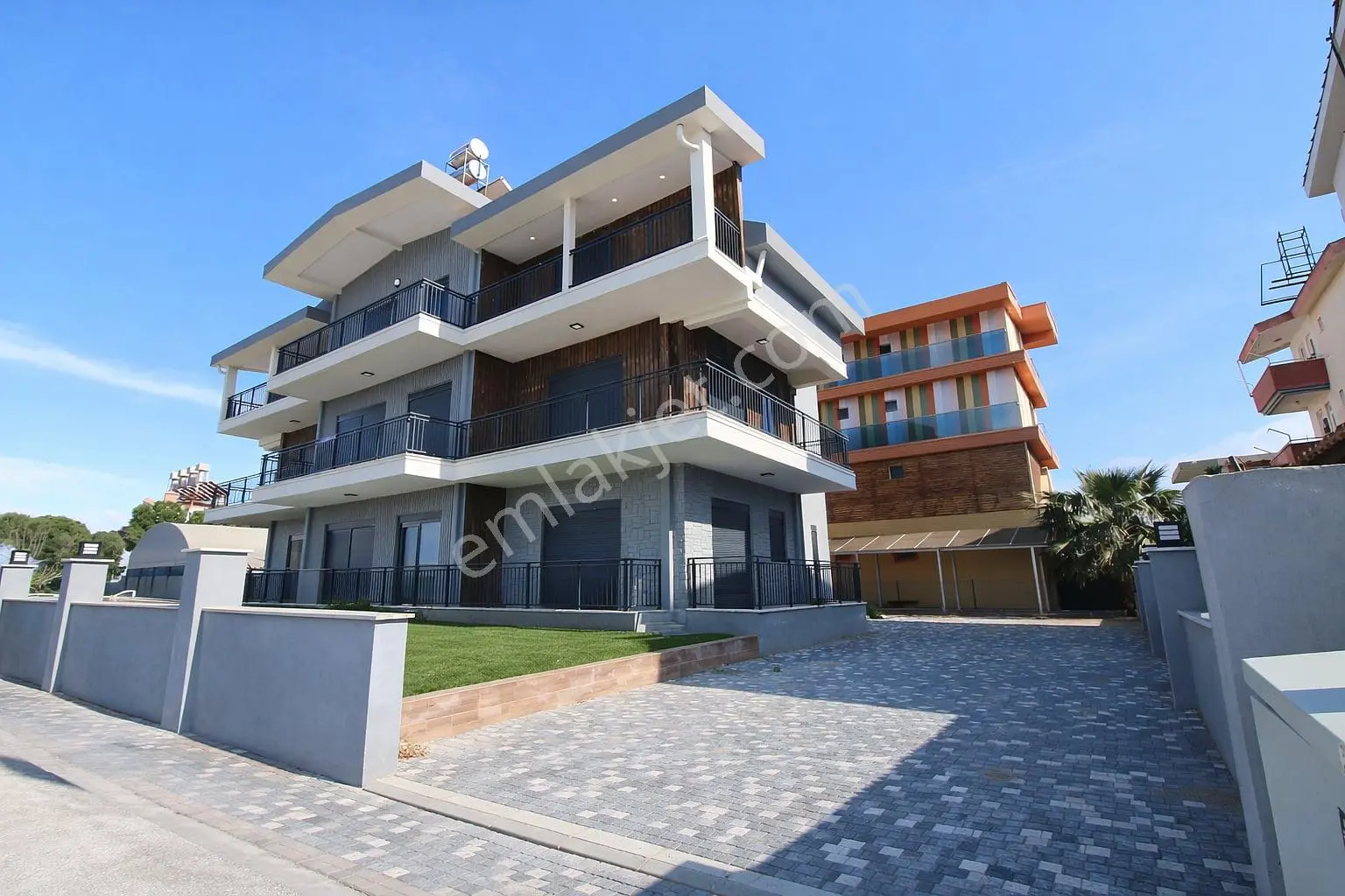 Antalya Side'de Plaja Yürüme Mesafesinde Şık Daireler - Görsel 2