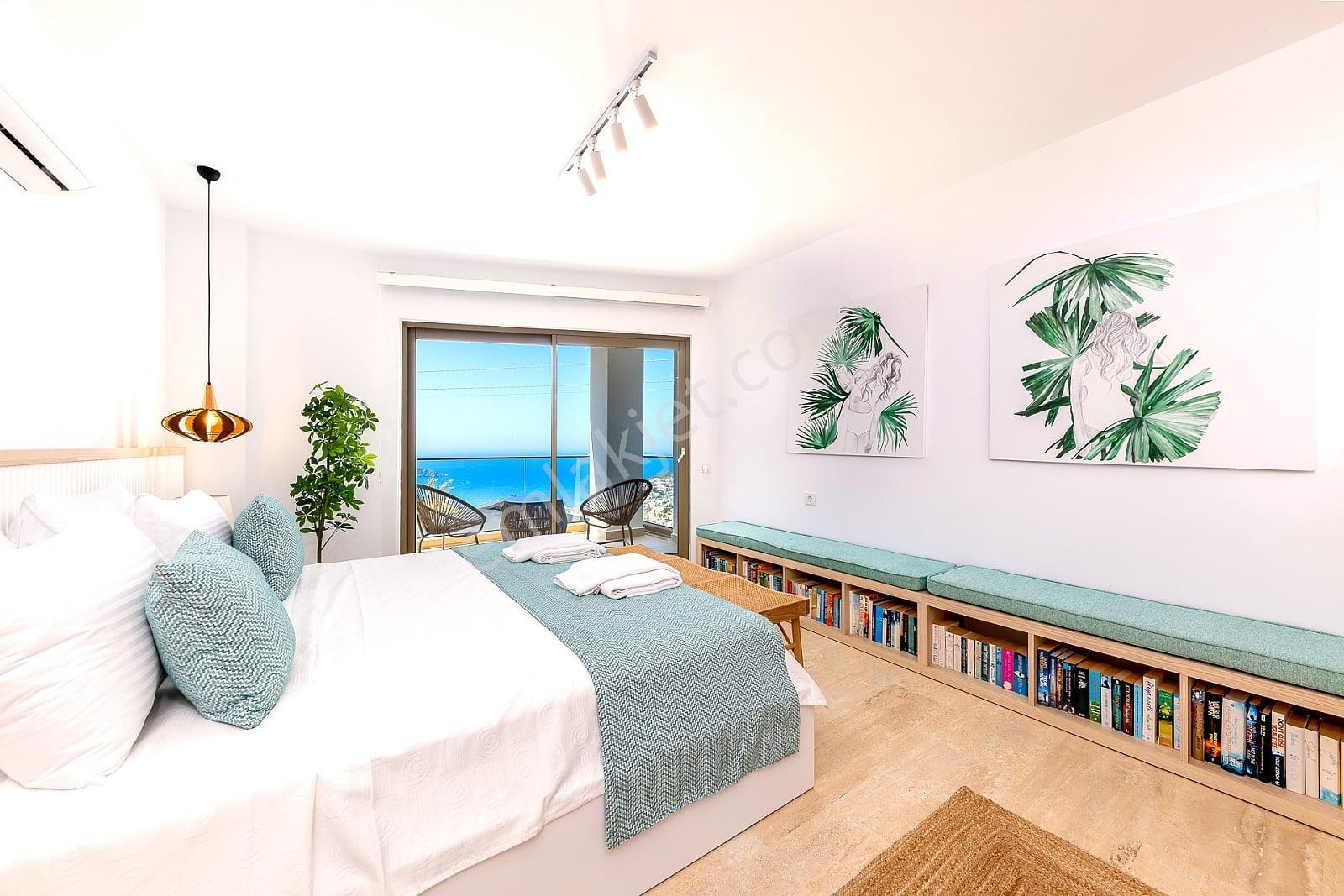 Kaş Kalkan’da Kapanmaz Deniz Manzaralı 2 Havuzlu Villa - Görsel 25
