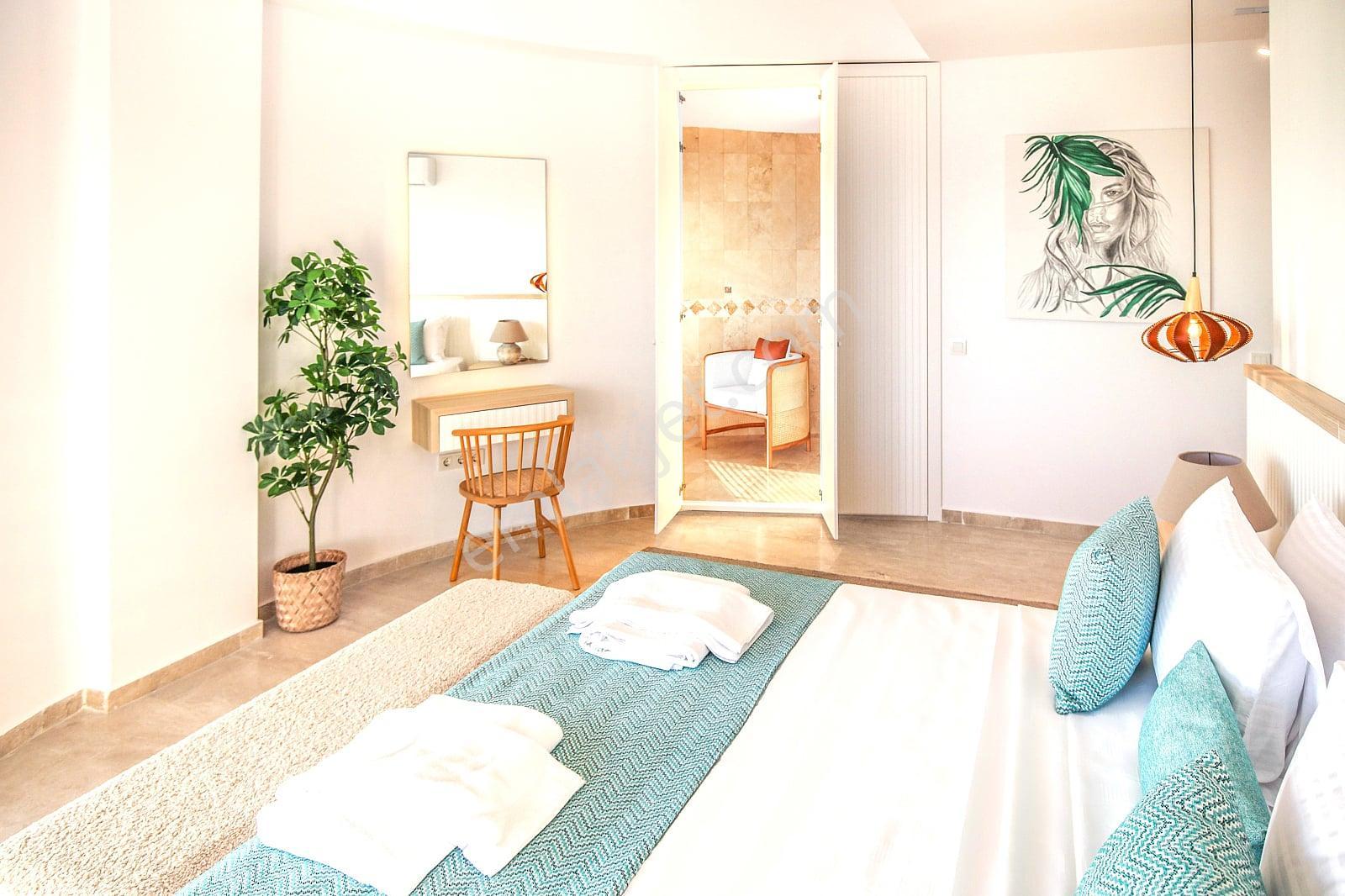 Kaş Kalkan’da Kapanmaz Deniz Manzaralı 2 Havuzlu Villa - Görsel 31