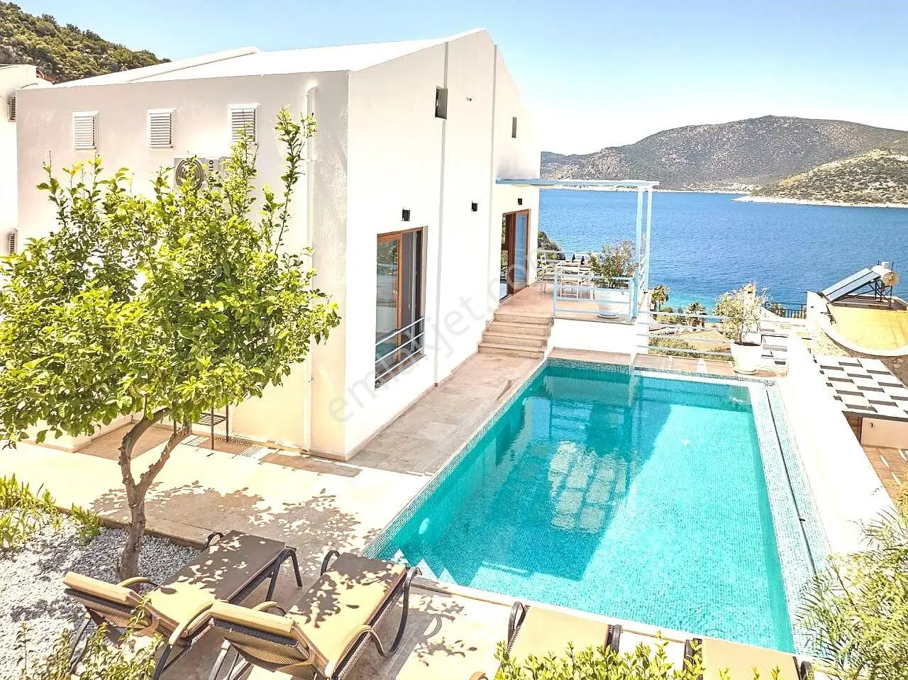 Kaş Kalkan Kışla’da Plaja Yürüme Mesafesinde Eşyalı Villa - Görsel 4