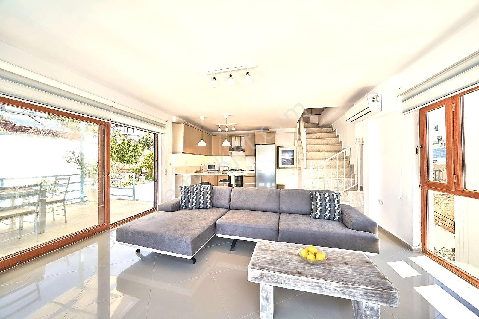 Kaş Kalkan Kışla’da Plaja Yürüme Mesafesinde Eşyalı Villa - Görsel 8