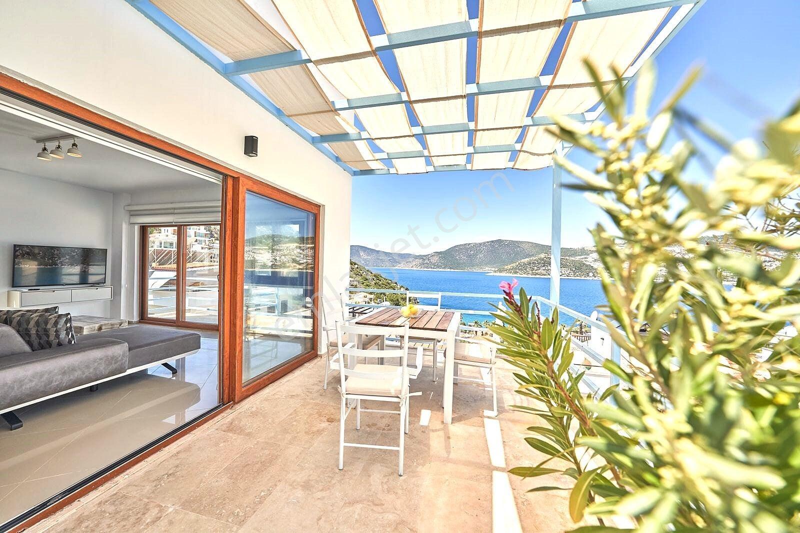 Kaş Kalkan Kışla’da Plaja Yürüme Mesafesinde Eşyalı Villa - Görsel 6