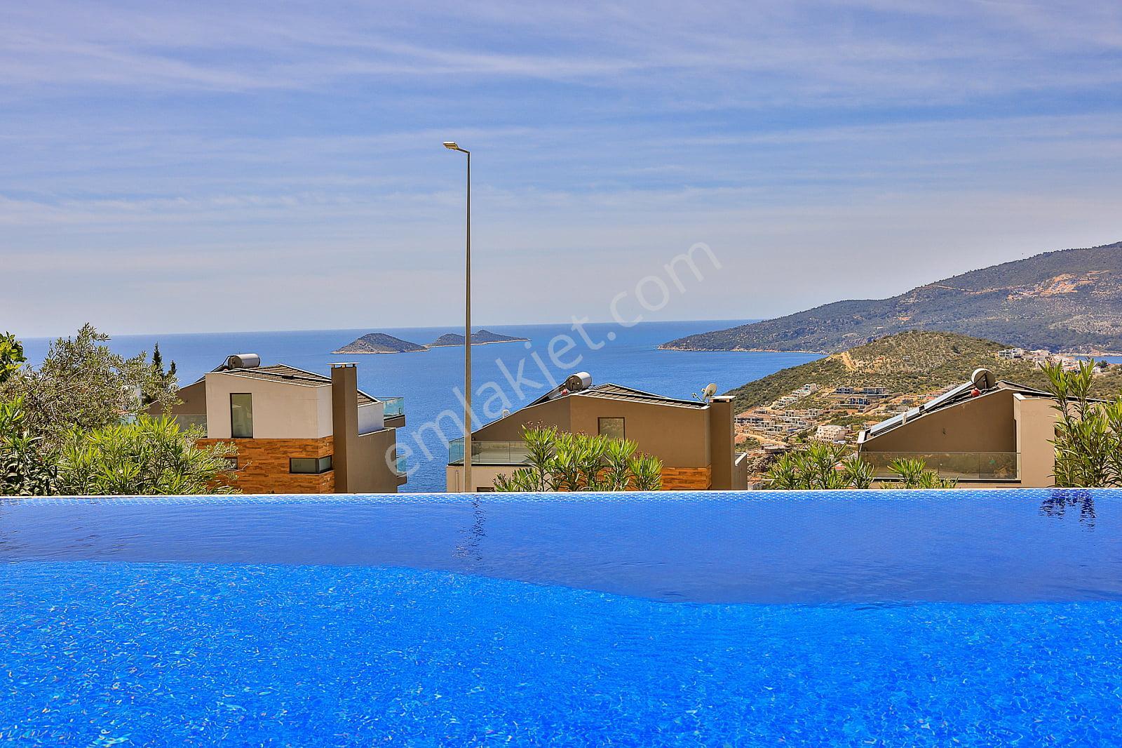 Kaş Kalkan'da Sonsuzluk Havuzlu 4+1 Lüks Villa - Görsel 2