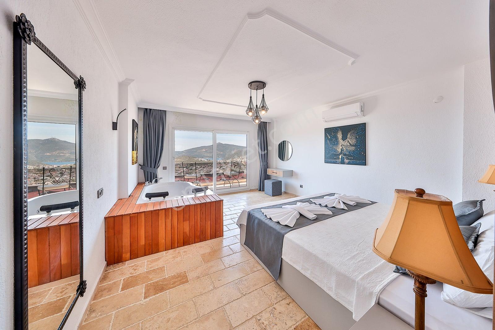 Kaş Kalkan'da Sonsuzluk Havuzlu 4+1 Lüks Villa - Görsel 27