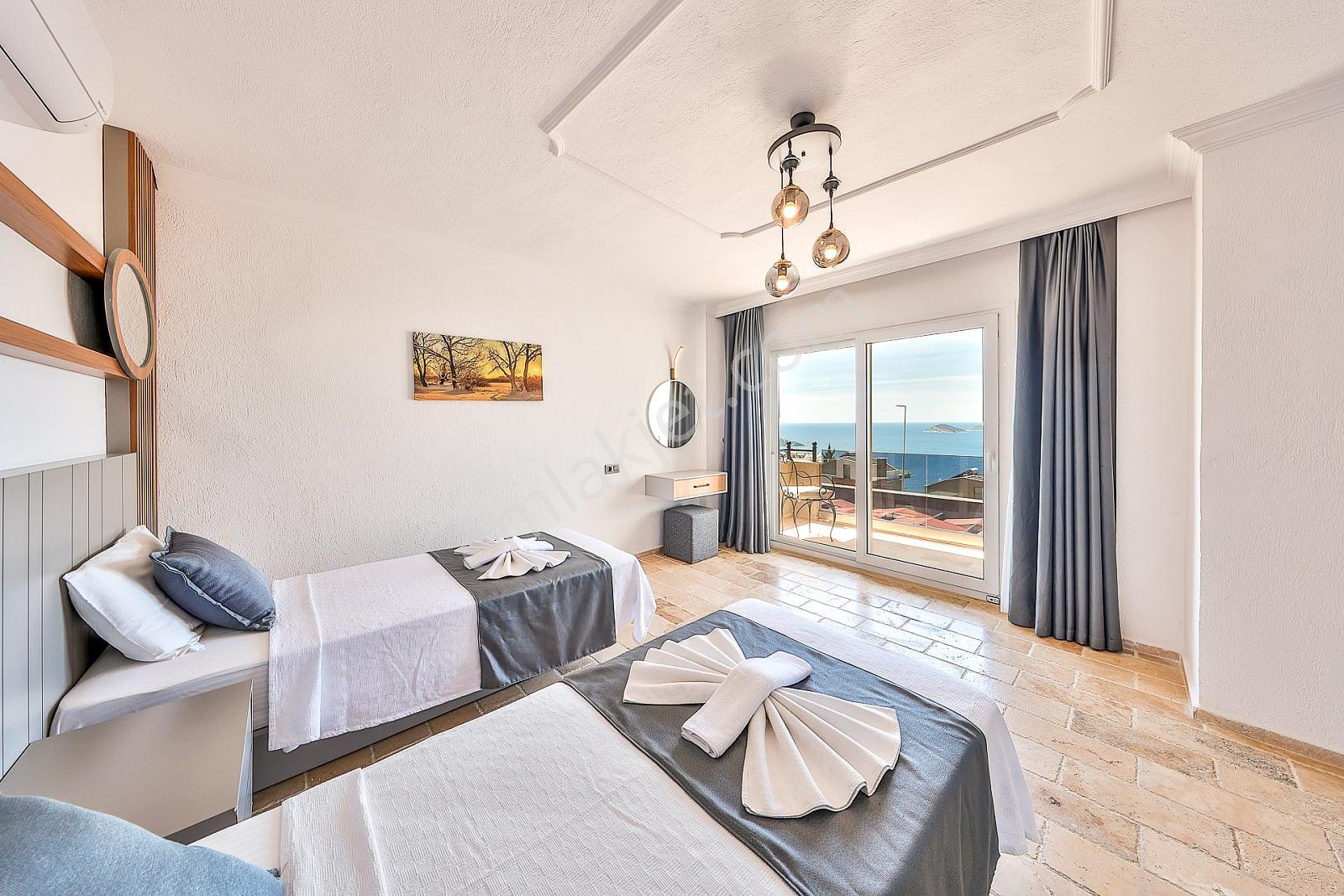 Kaş Kalkan'da Sonsuzluk Havuzlu 4+1 Lüks Villa - Görsel 30