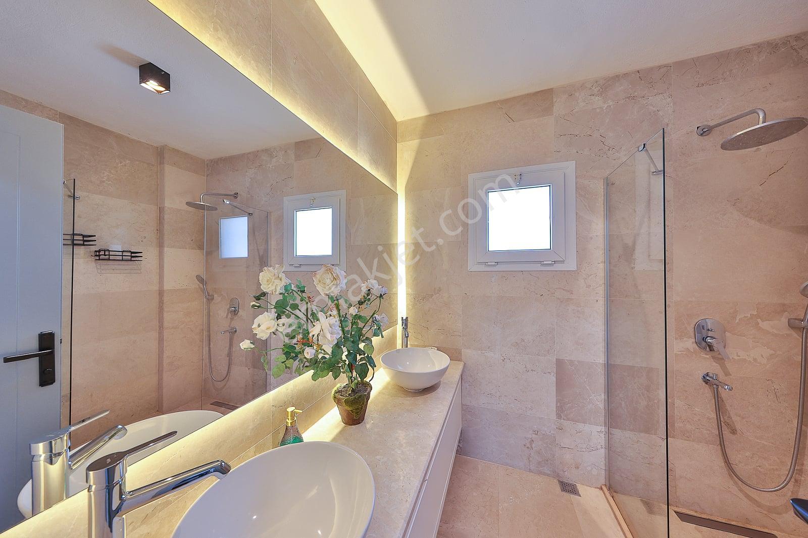 Kaş Kalkan'da Sonsuzluk Havuzlu 4+1 Lüks Villa - Görsel 34