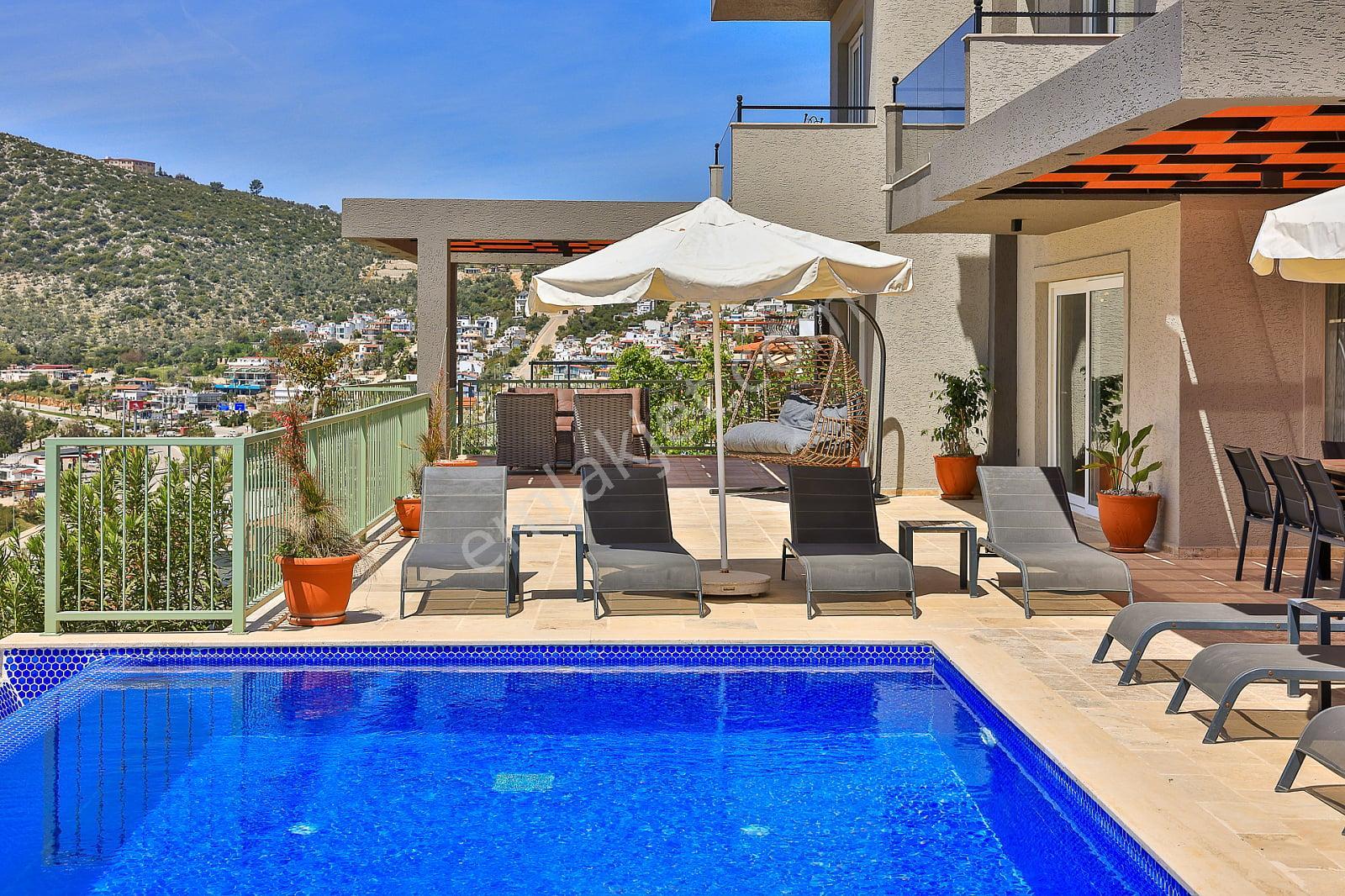 Kaş Kalkan'da Sonsuzluk Havuzlu 4+1 Lüks Villa - Görsel 5
