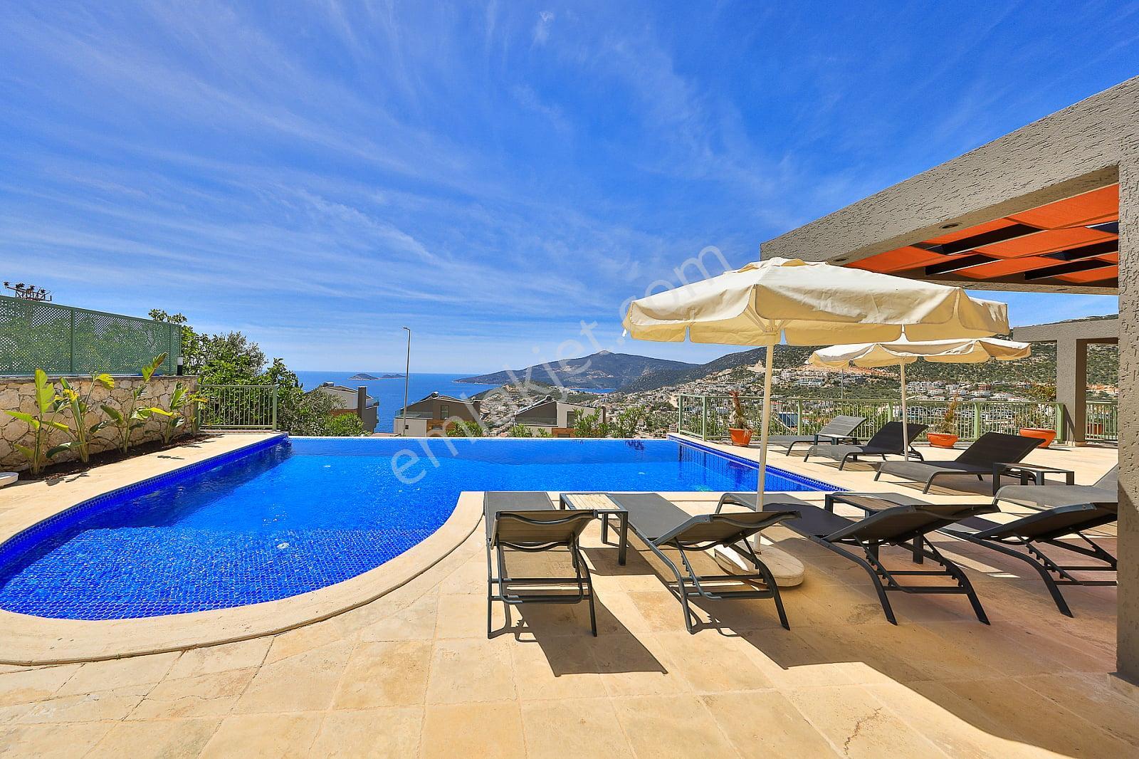 Kaş Kalkan'da Sonsuzluk Havuzlu 4+1 Lüks Villa - Görsel 7
