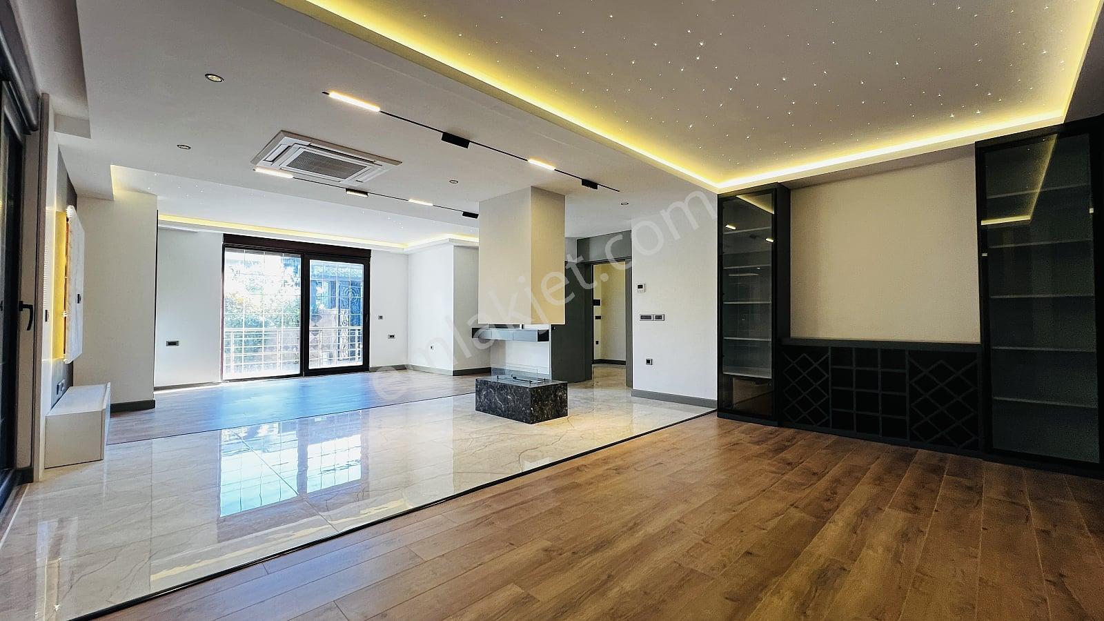 Antalya Kemer Merkezde Lüks Satılık Müstakil Villa - Görsel 17