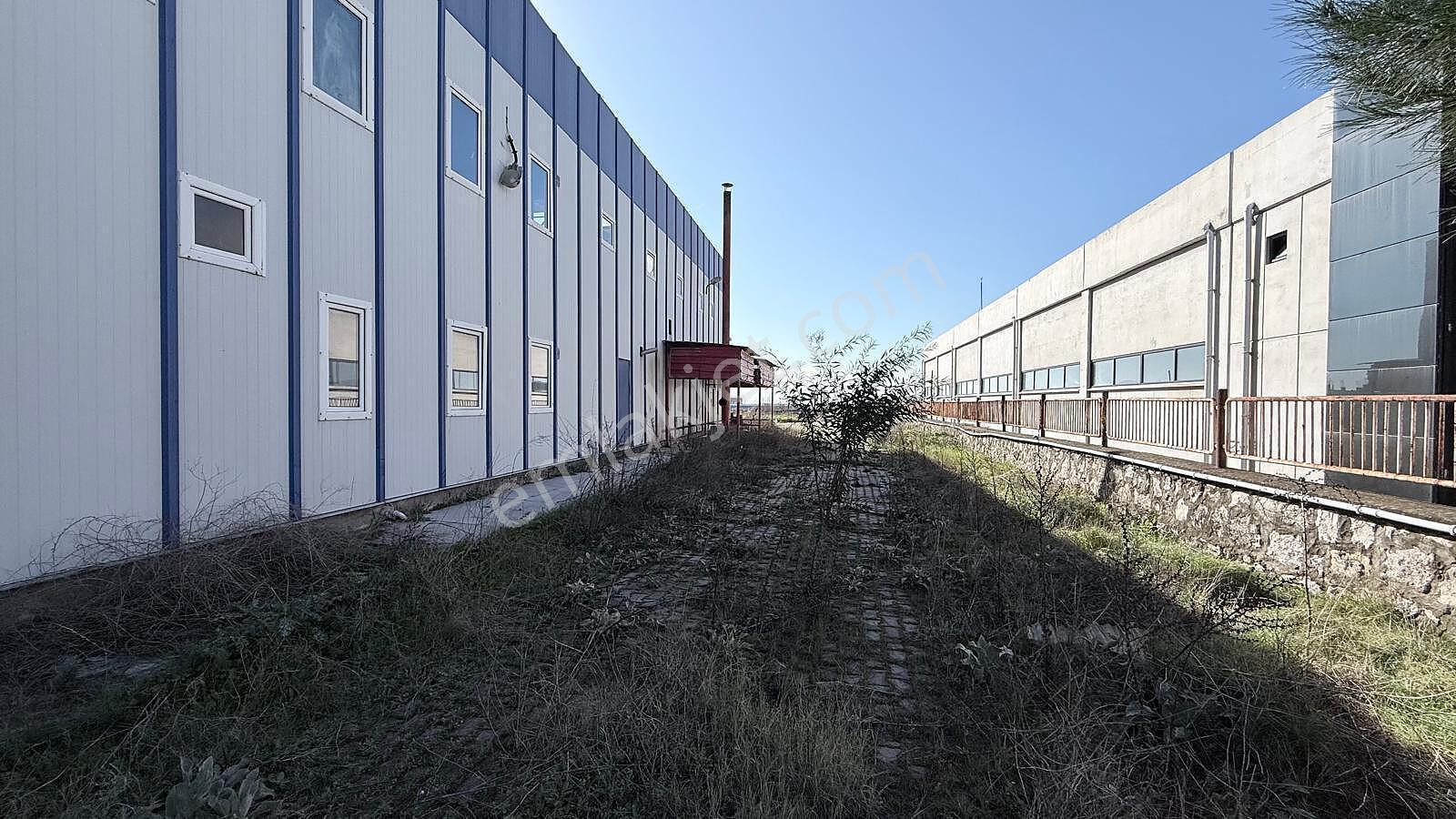 İzmir'de Vergi Avantajlı Üretime Hazır Arıtmalı Fabrika - Görsel 3