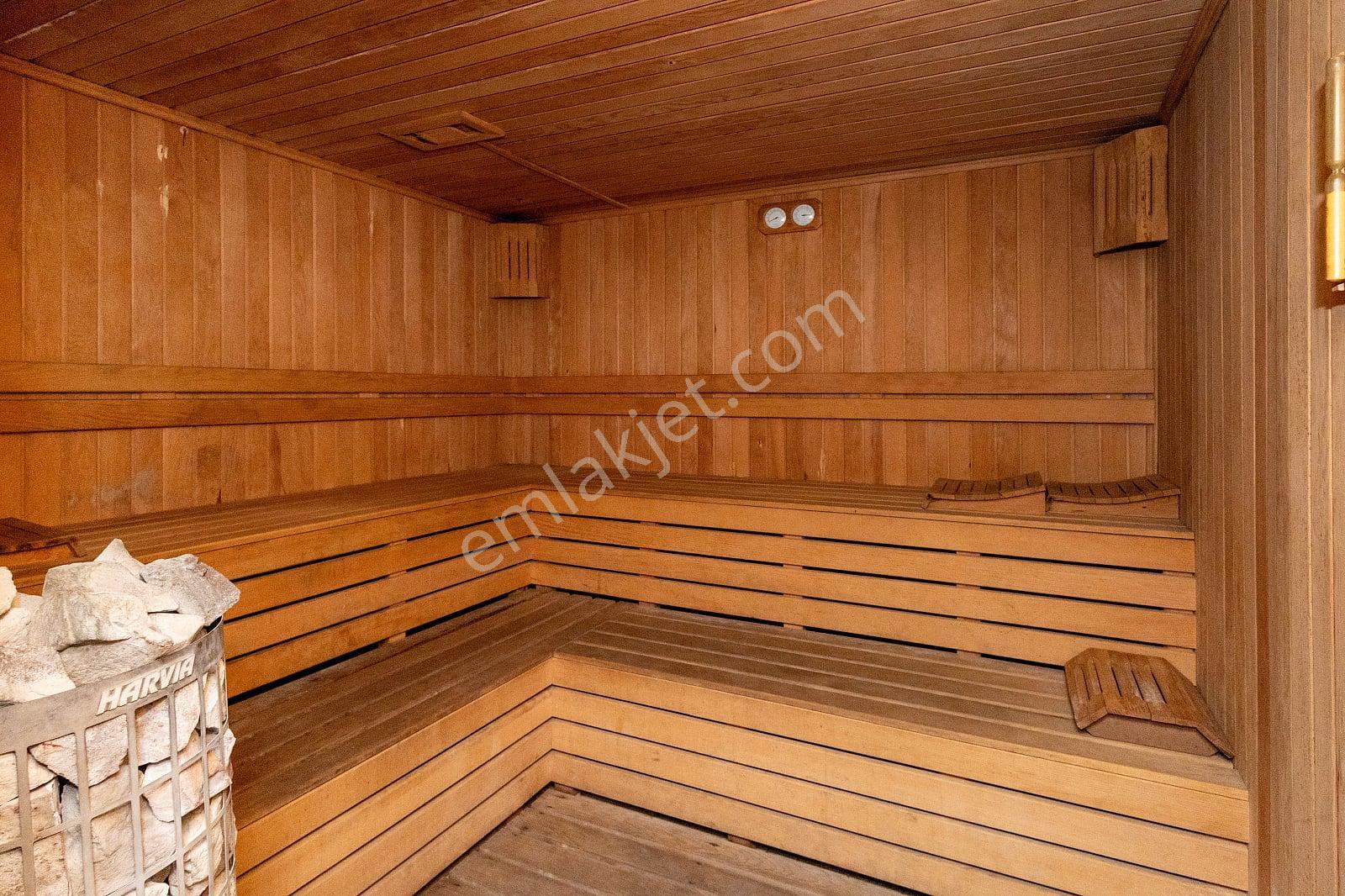 Antalya Alanya'da Sahile Sıfır Eşyalı Satılık Dubleks Daire - Görsel 16
