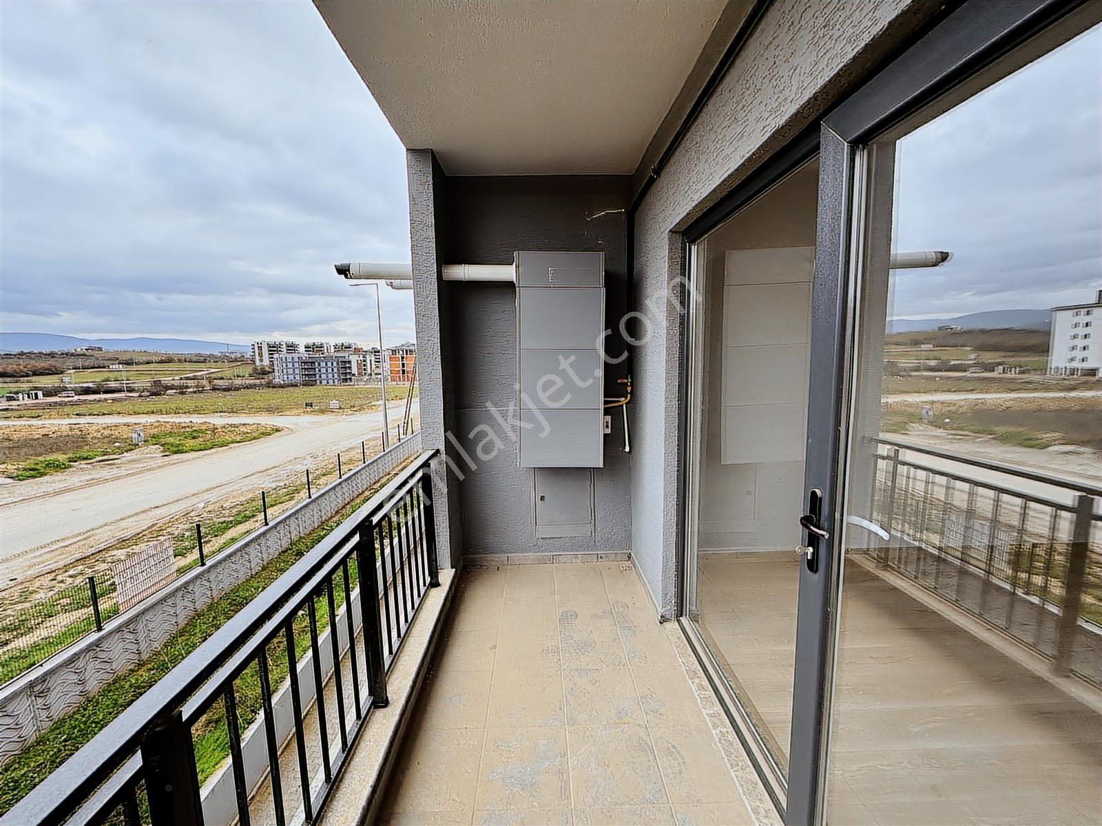 Remax Advantage'den Nilüfer Kayapa'da 2+1 Ara Kat Kiralık Daire - Görsel 5