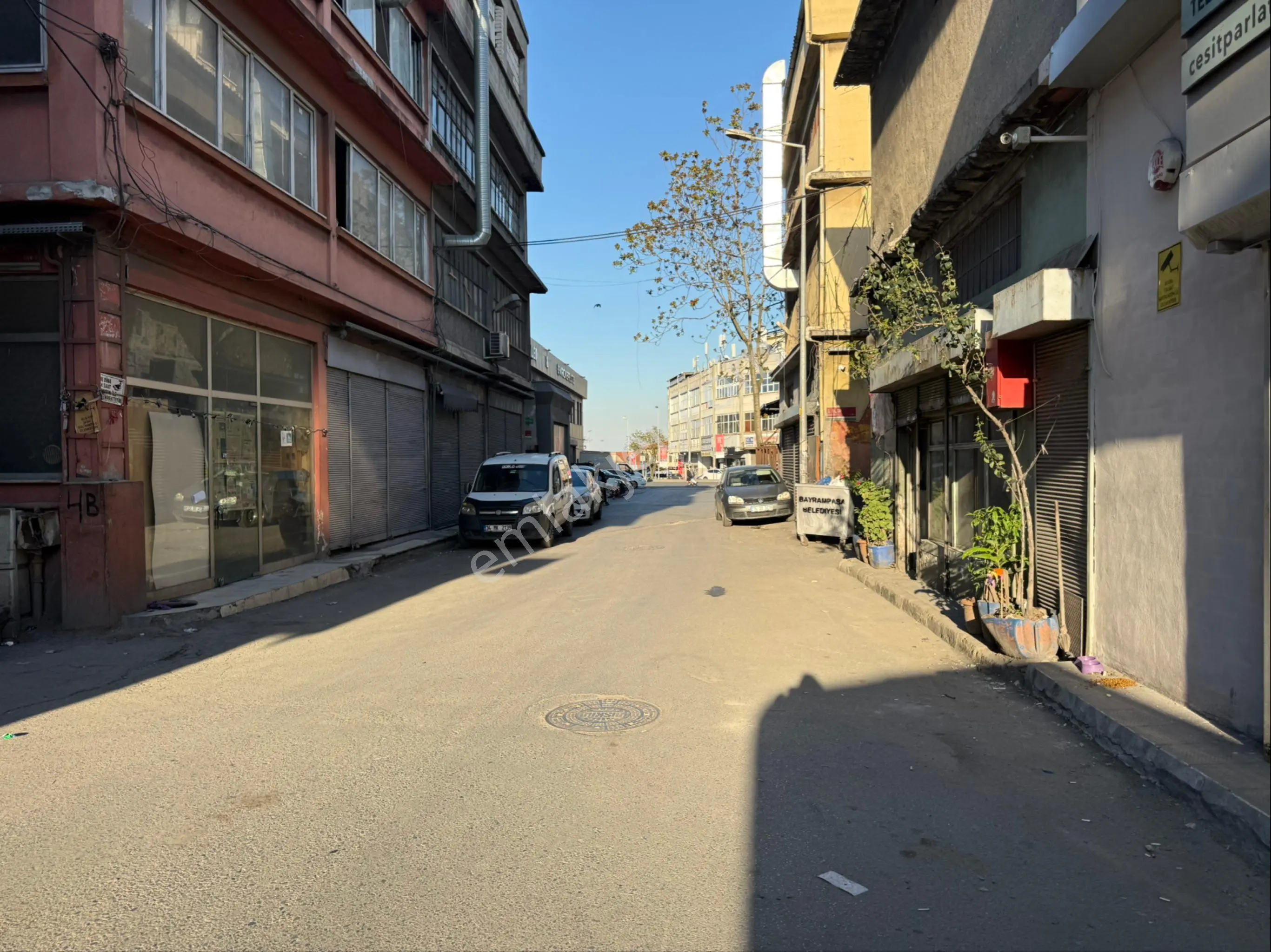 Bayrampaşa Sarı Dökümcüler Sanayide Kiralık Komple Bina - Görsel 2
