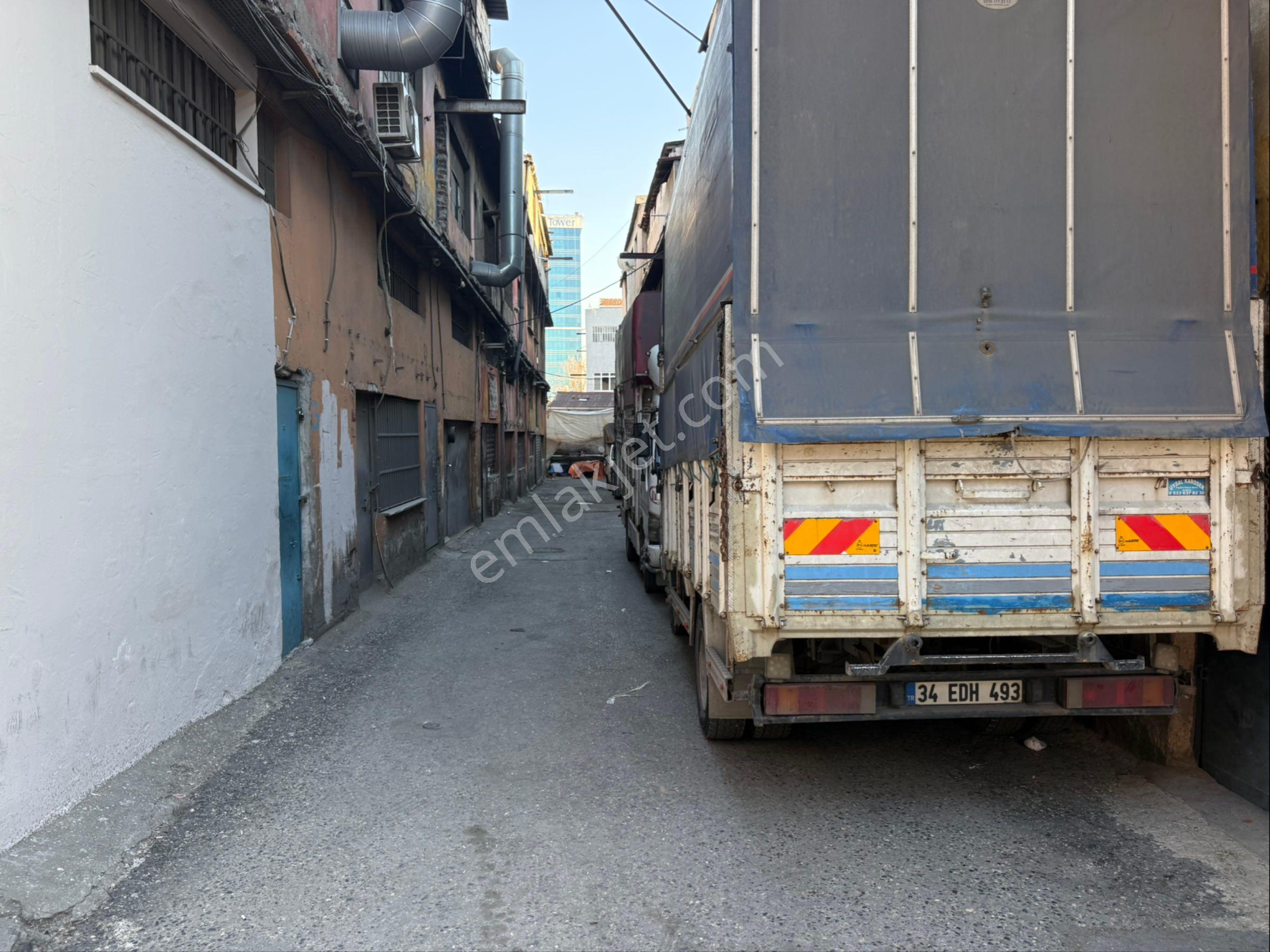 Bayrampaşa Sarı Dökümcüler Sanayide Kiralık Komple Bina - Görsel 6