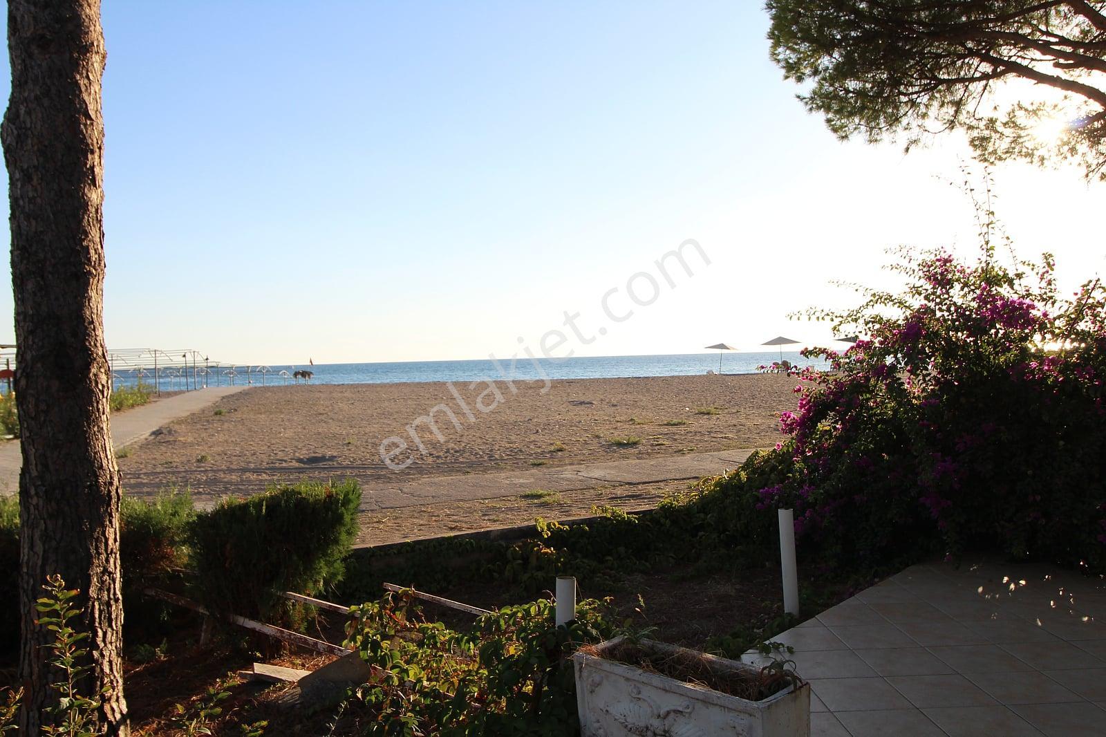 Manavgat Örenşehir’de Denize Sıfır Sitede Yatırımlık Villa - Görsel 12