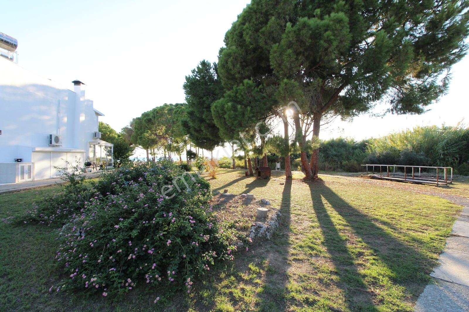 Manavgat Örenşehir’de Denize Sıfır Sitede Yatırımlık Villa - Görsel 11