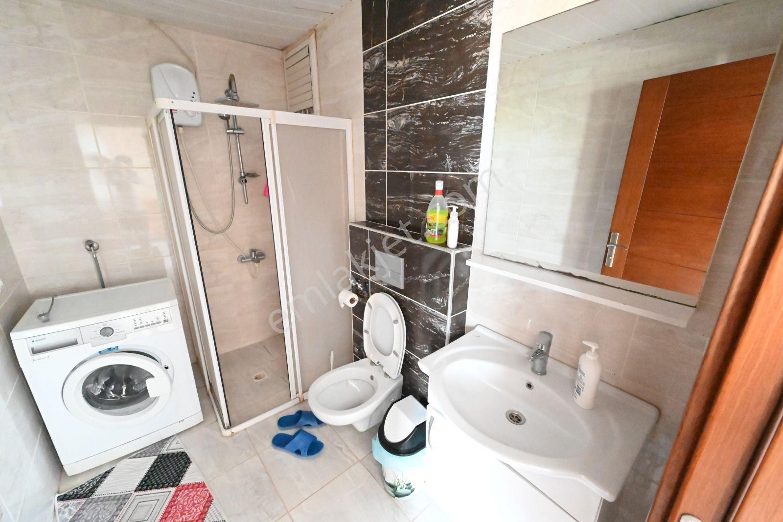 Üstünkent'ten 34. Cadde Üzerinde Satılık Full Eşyalı 1+1 Daire - Görsel 26