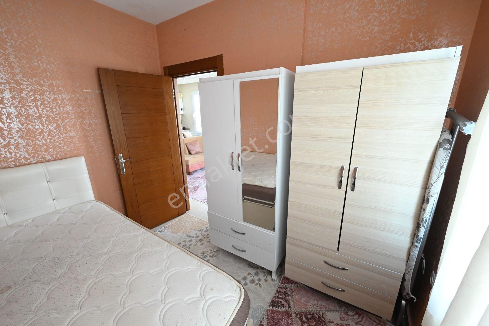 Üstünkent'ten 34. Cadde Üzerinde Satılık Full Eşyalı 1+1 Daire - Görsel 18