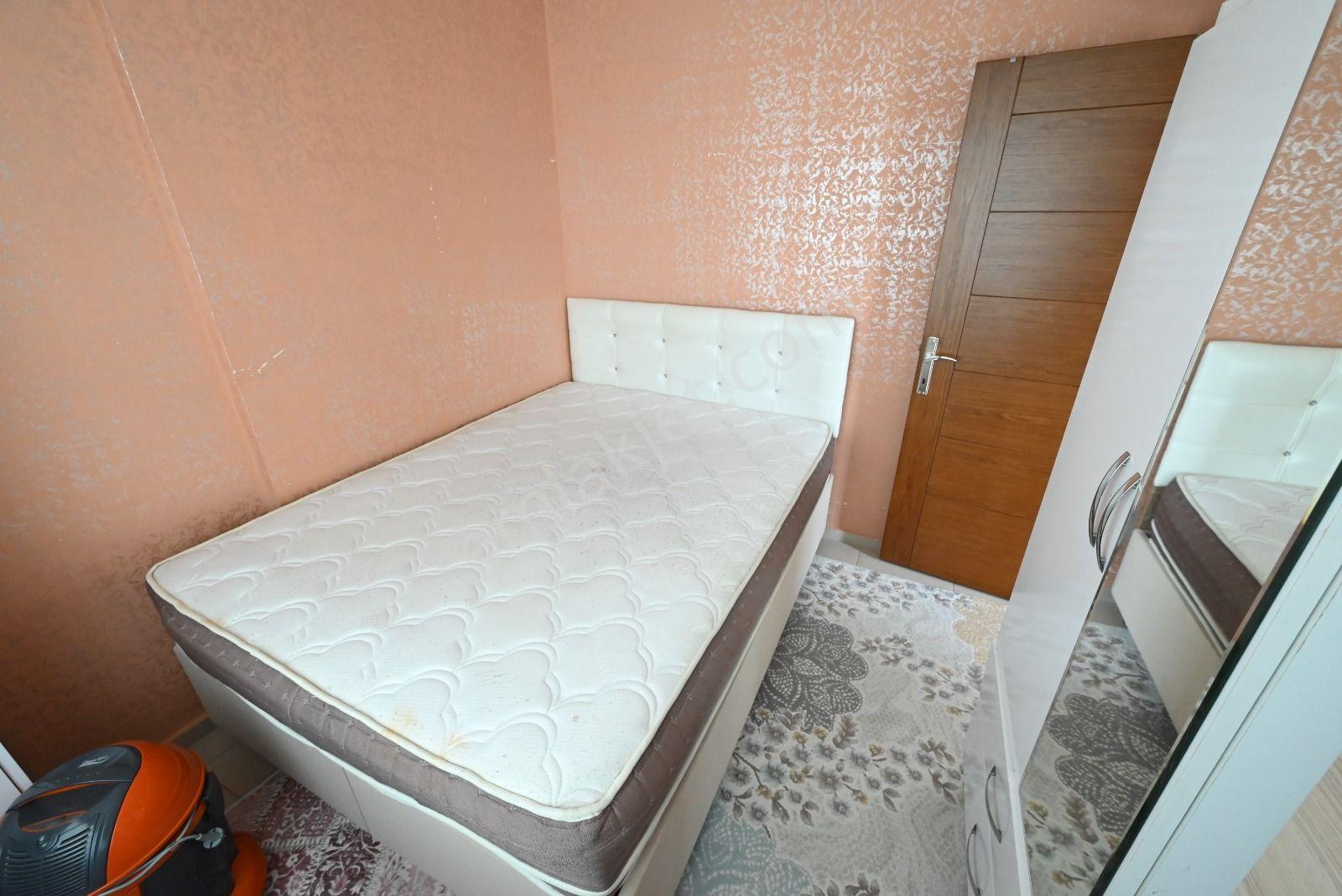 Üstünkent'ten 34. Cadde Üzerinde Satılık Full Eşyalı 1+1 Daire - Görsel 23